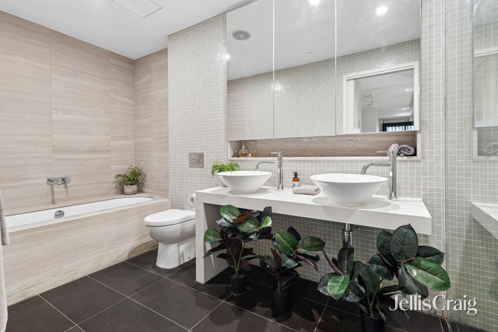 3/18 Wendouree Parade, Lake&nbsp;Wendouree image 13