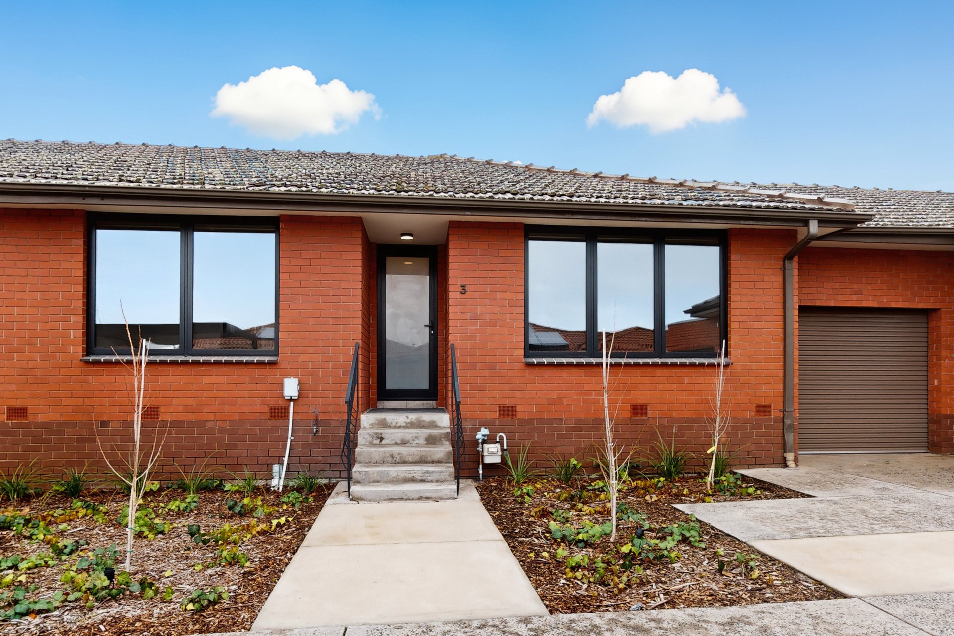 3/183 Carinish Road, Clayton image 1