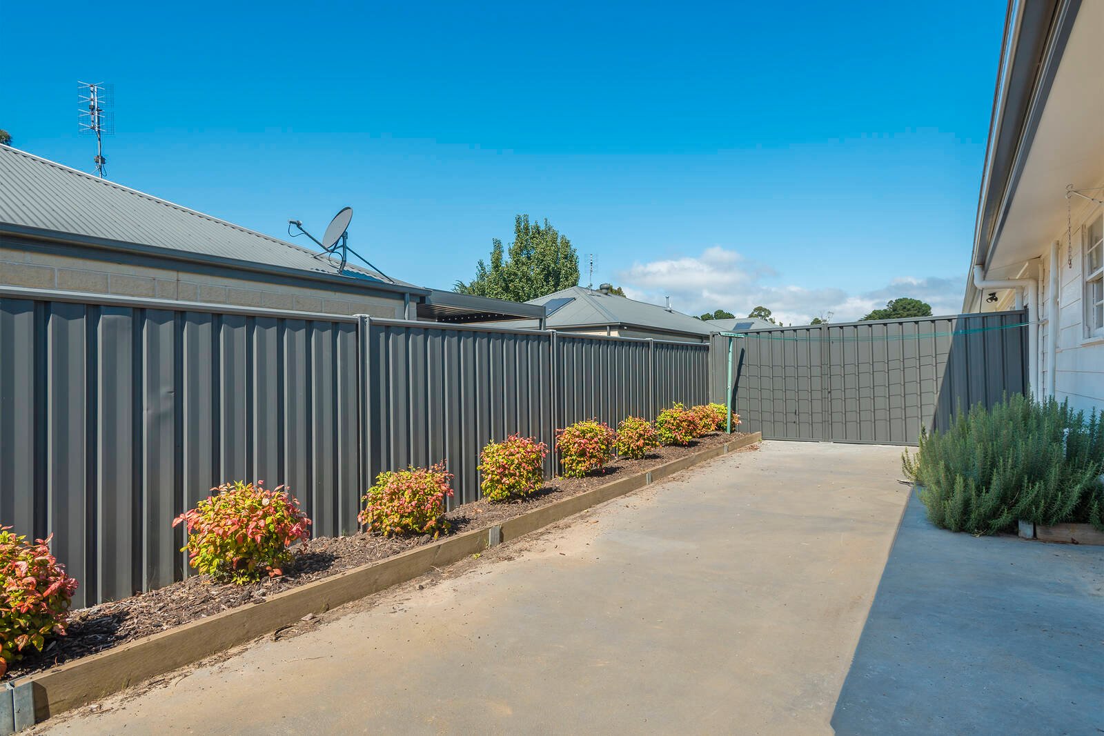 Property Gallery Thumbnail 8