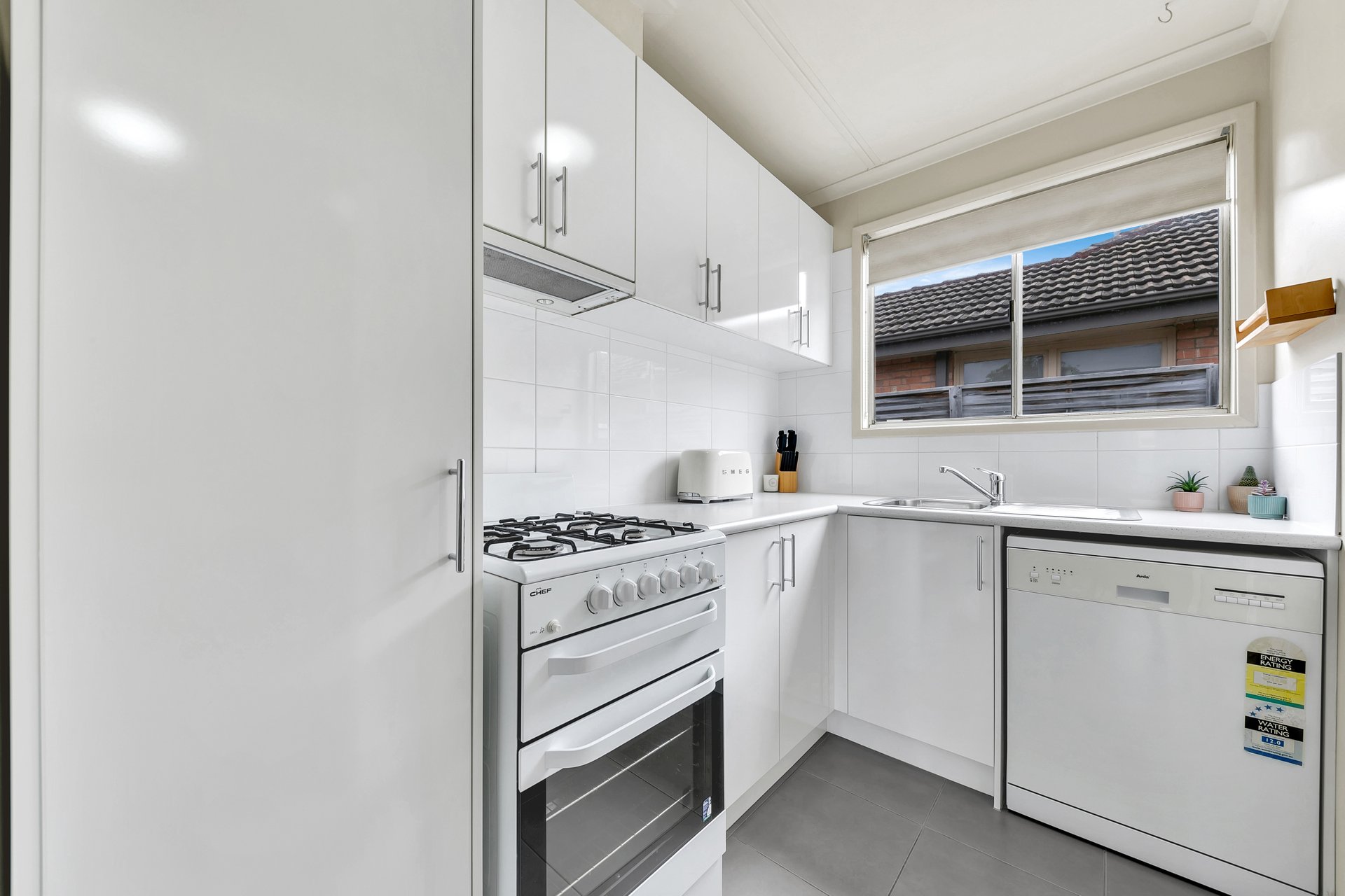 3/18A Roslyn Road, Belmont image 5