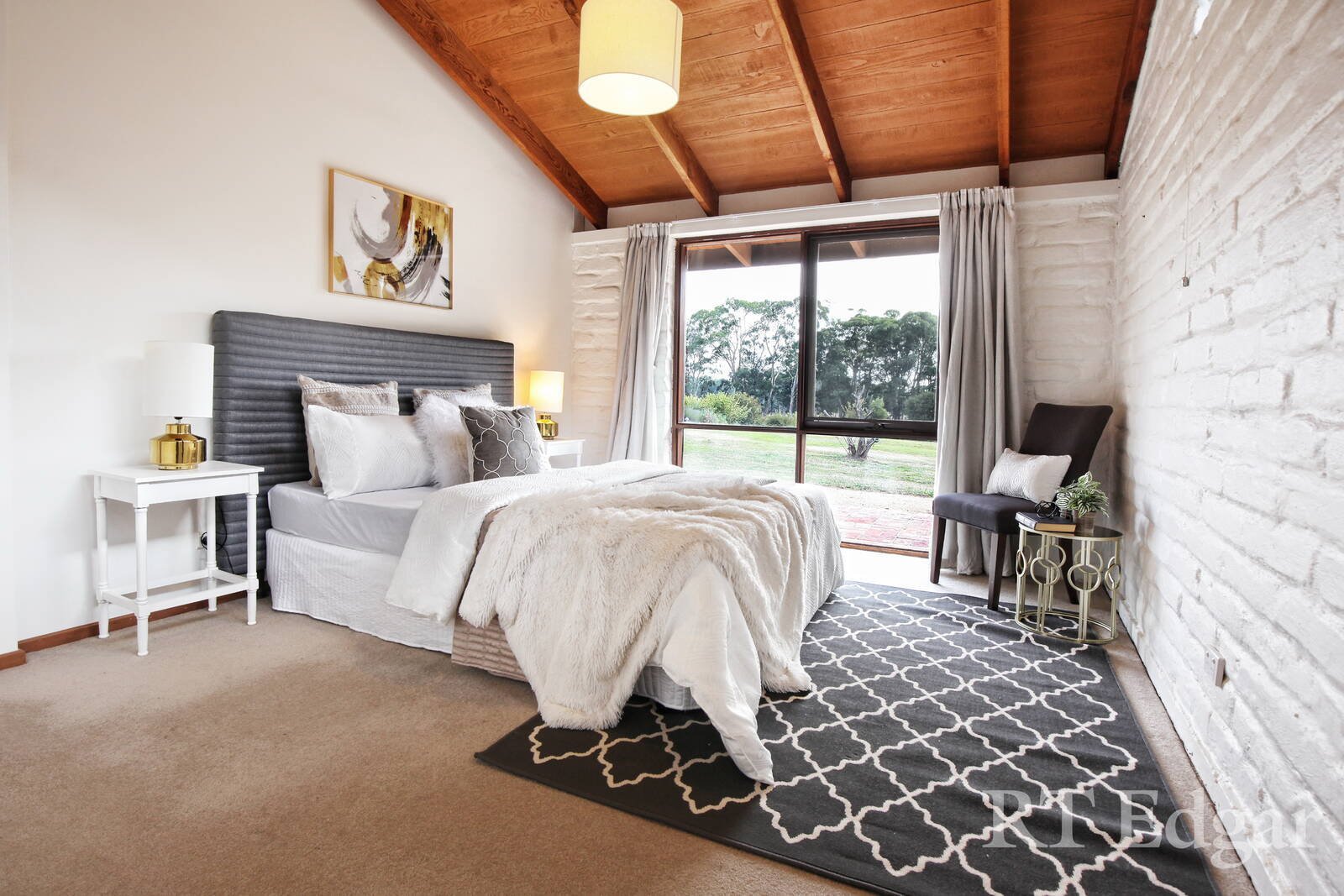 Property Gallery Thumbnail 7