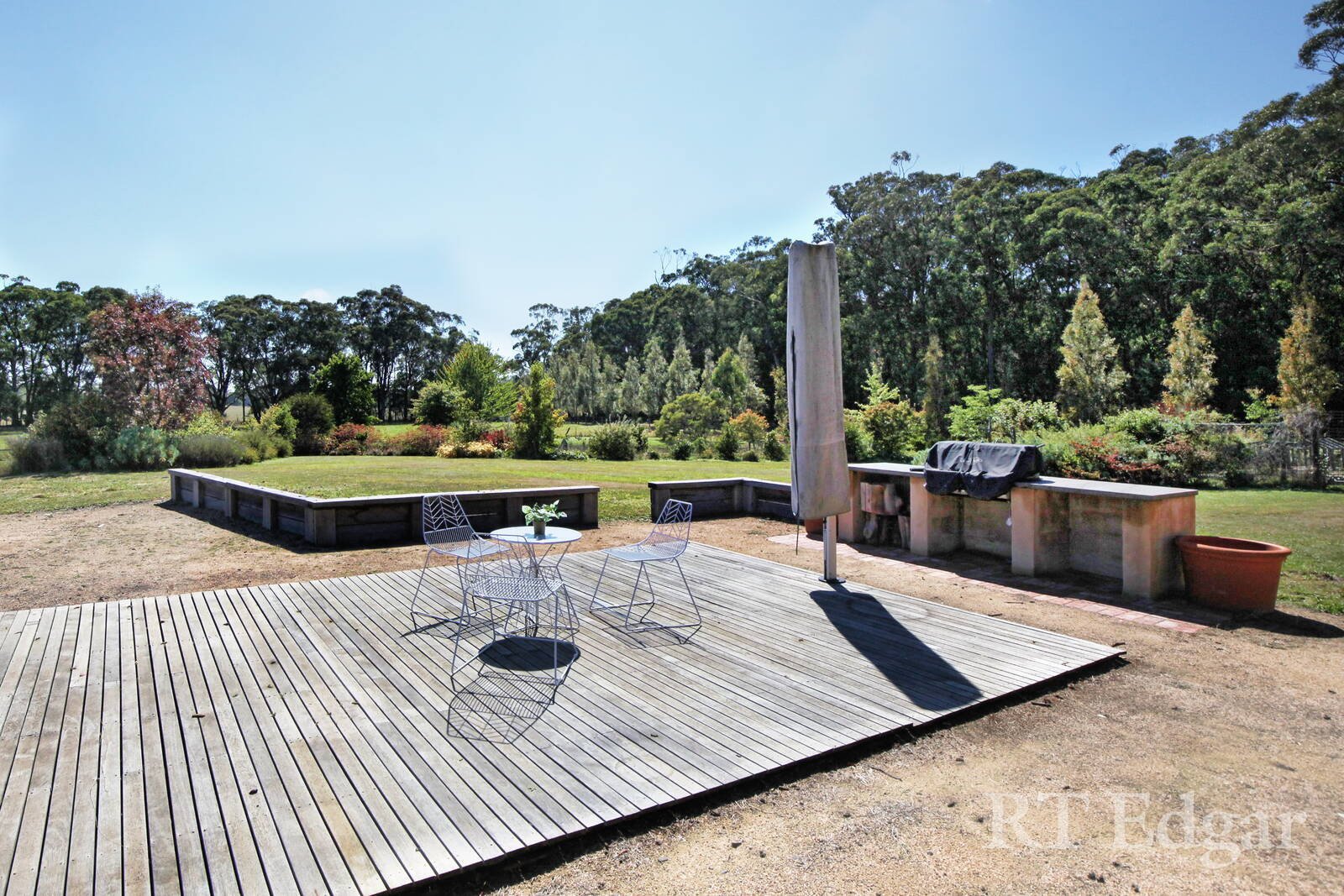 Property Gallery Thumbnail 12