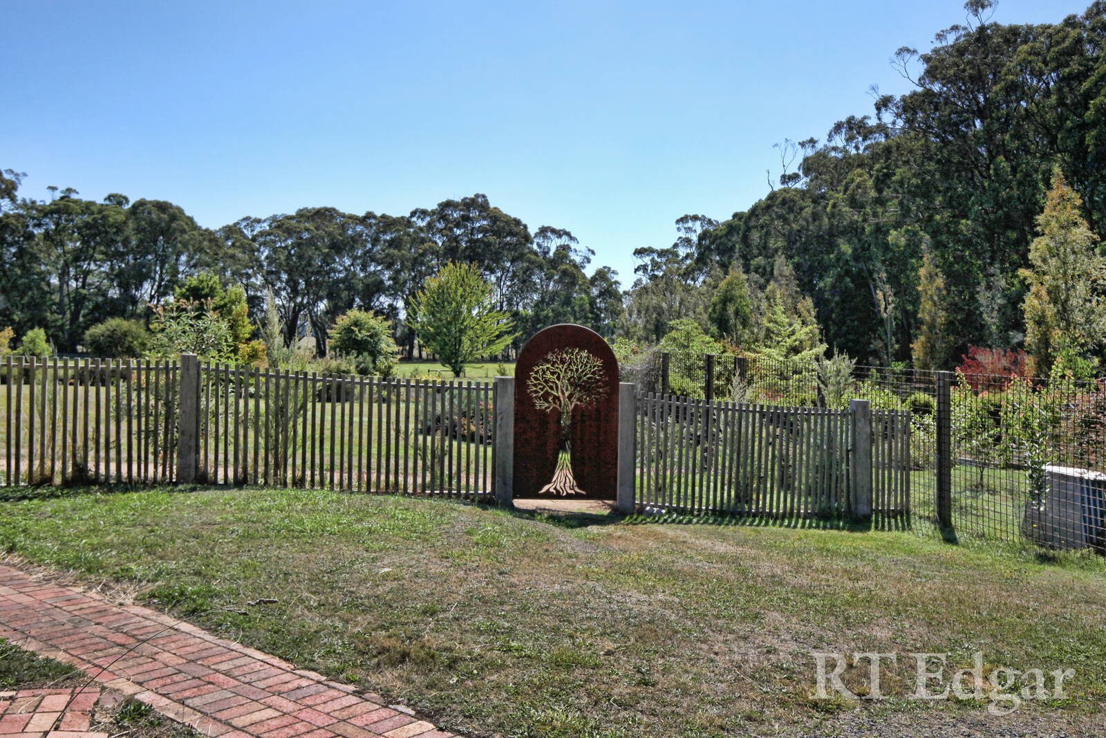 Property Gallery Thumbnail 13
