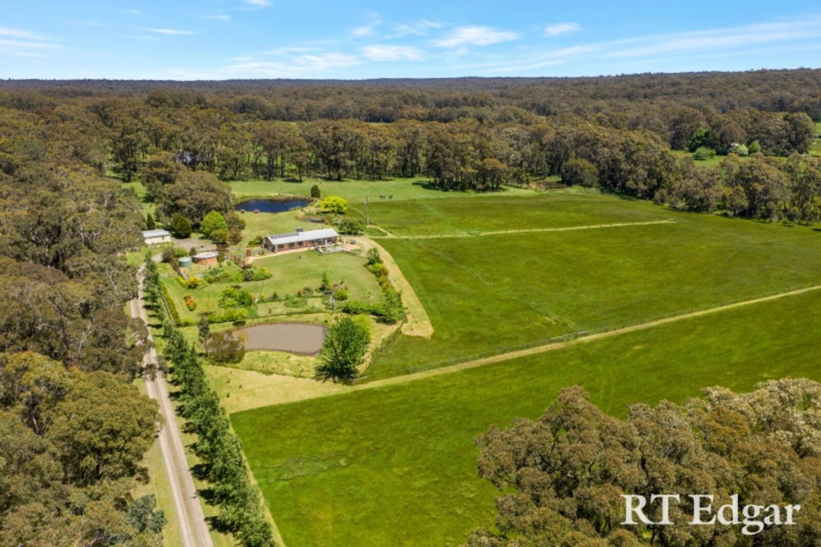 Property Gallery Thumbnail 17