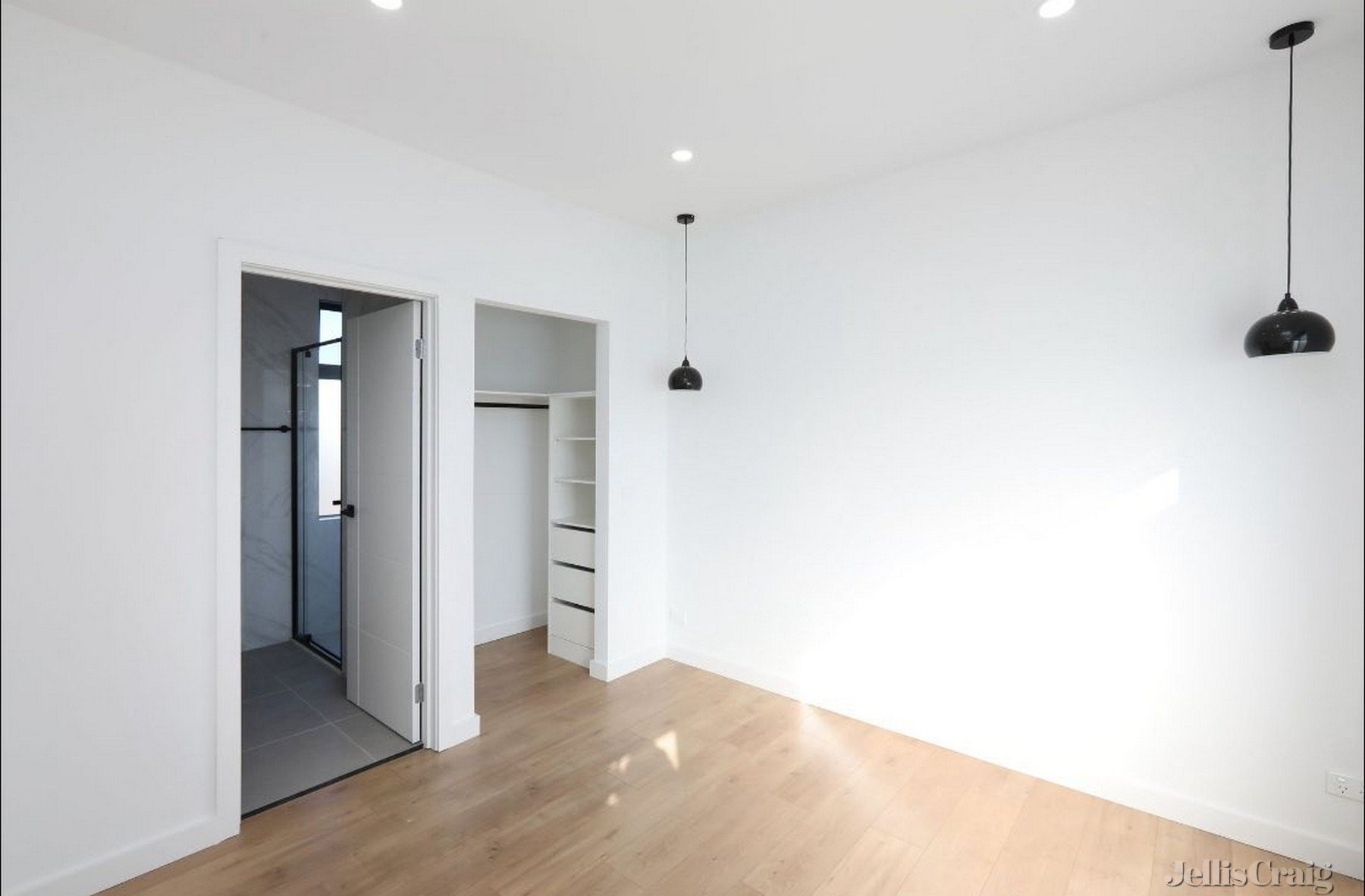 3/19 Cynga Street, Preston image 3
