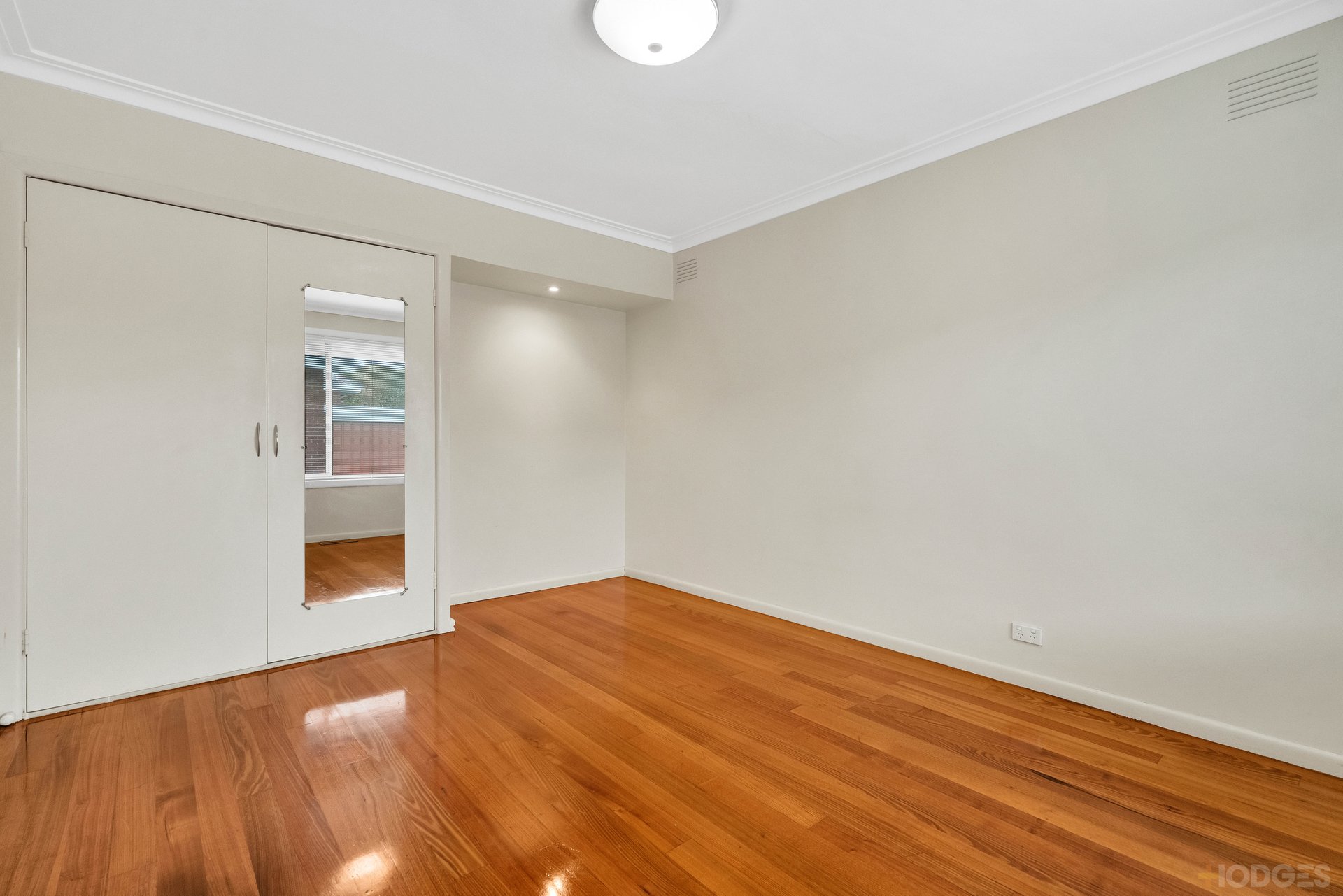 3 / 19 Florence Street Mentone