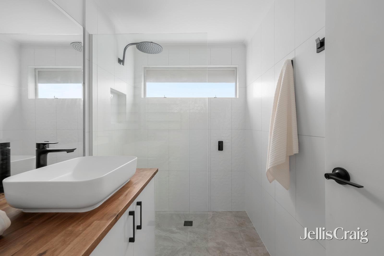 3/19 Kell Court, Greensborough image 7