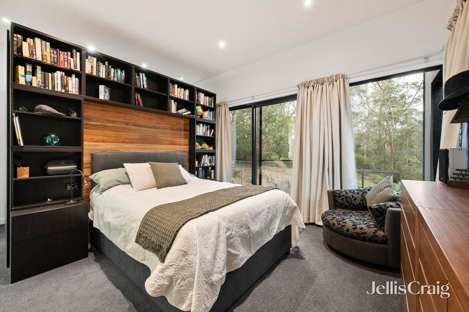 319 Oban Road, Donvale image 12