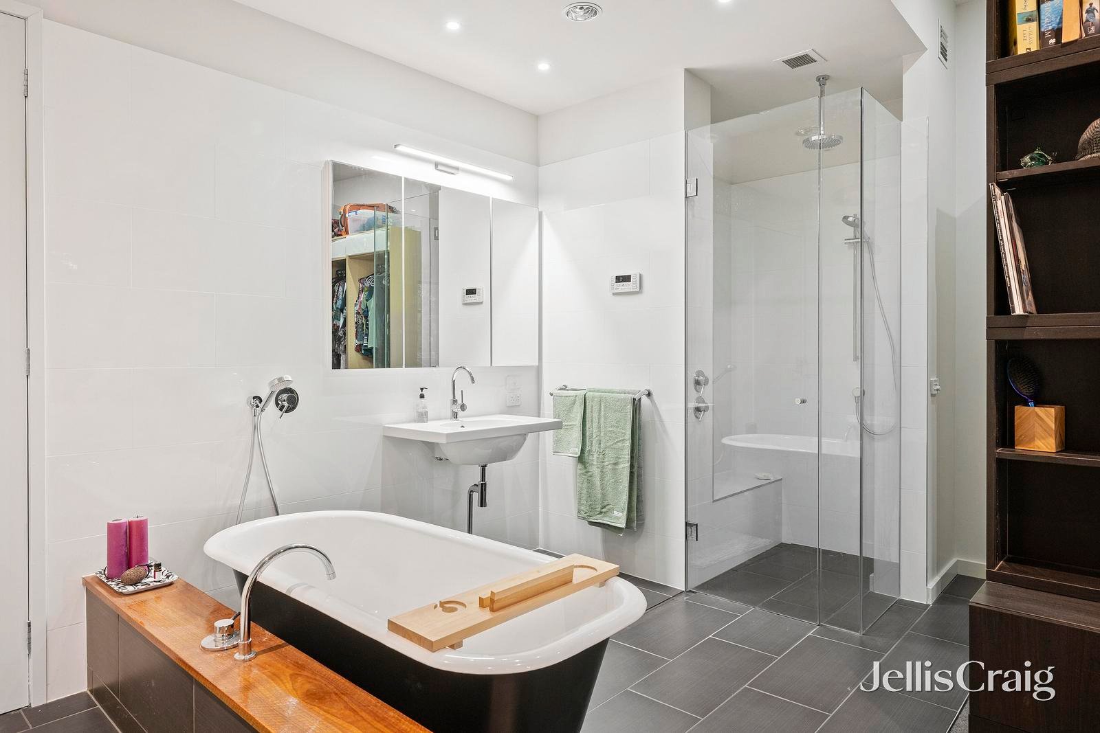 319 Oban Road, Donvale image 15