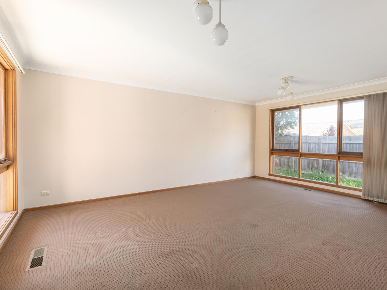 3/19 St Huberts Road, Carnegie image 4