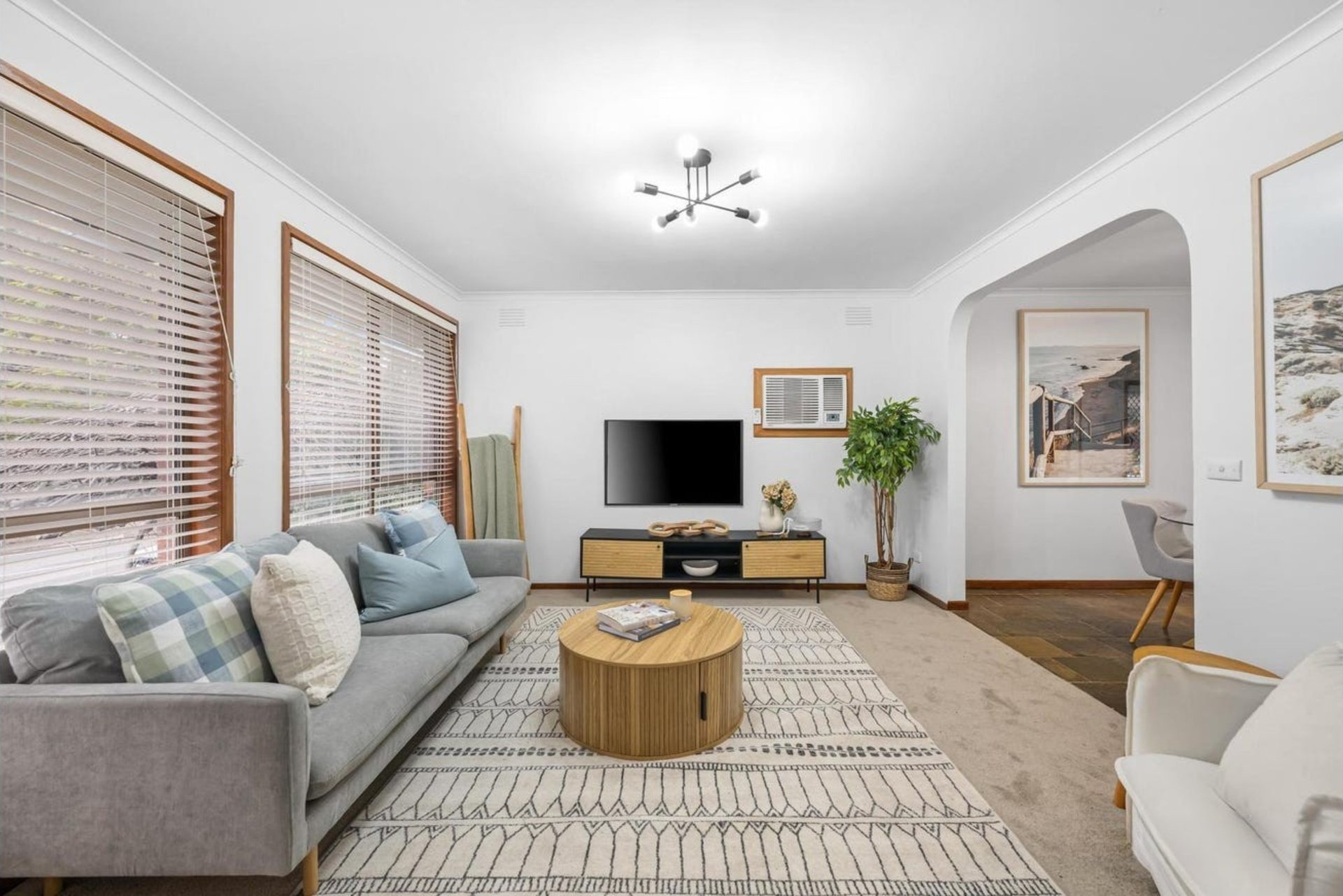 319 Wonga Road, Warranwood image 2