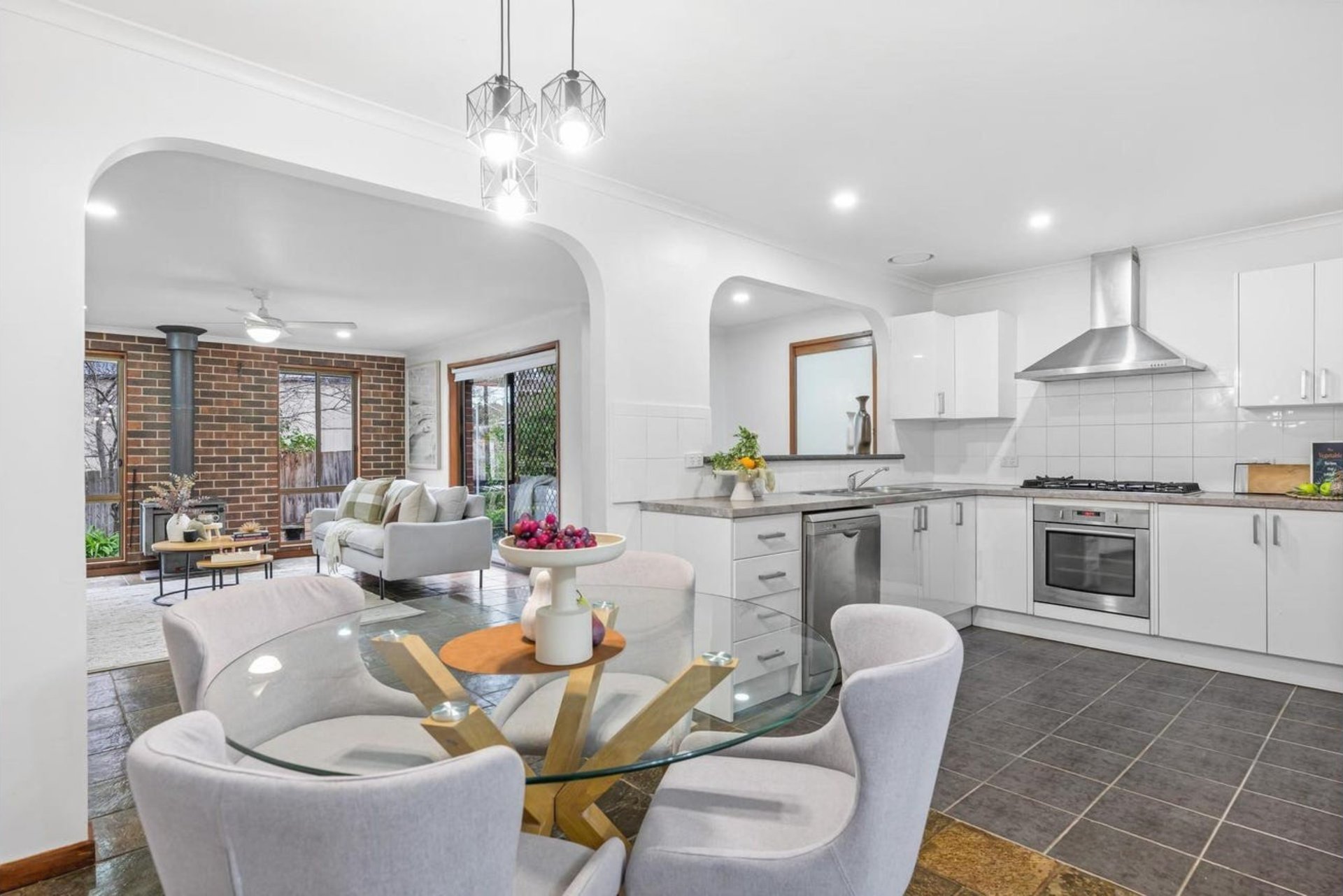 319 Wonga Road, Warranwood image 4