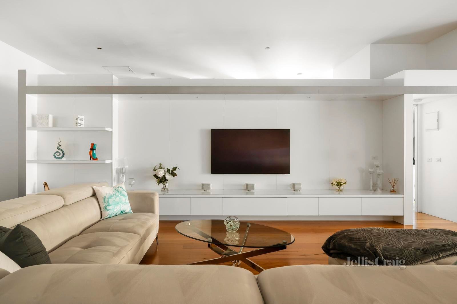 3/190 Graham Street, Port Melbourne image 1