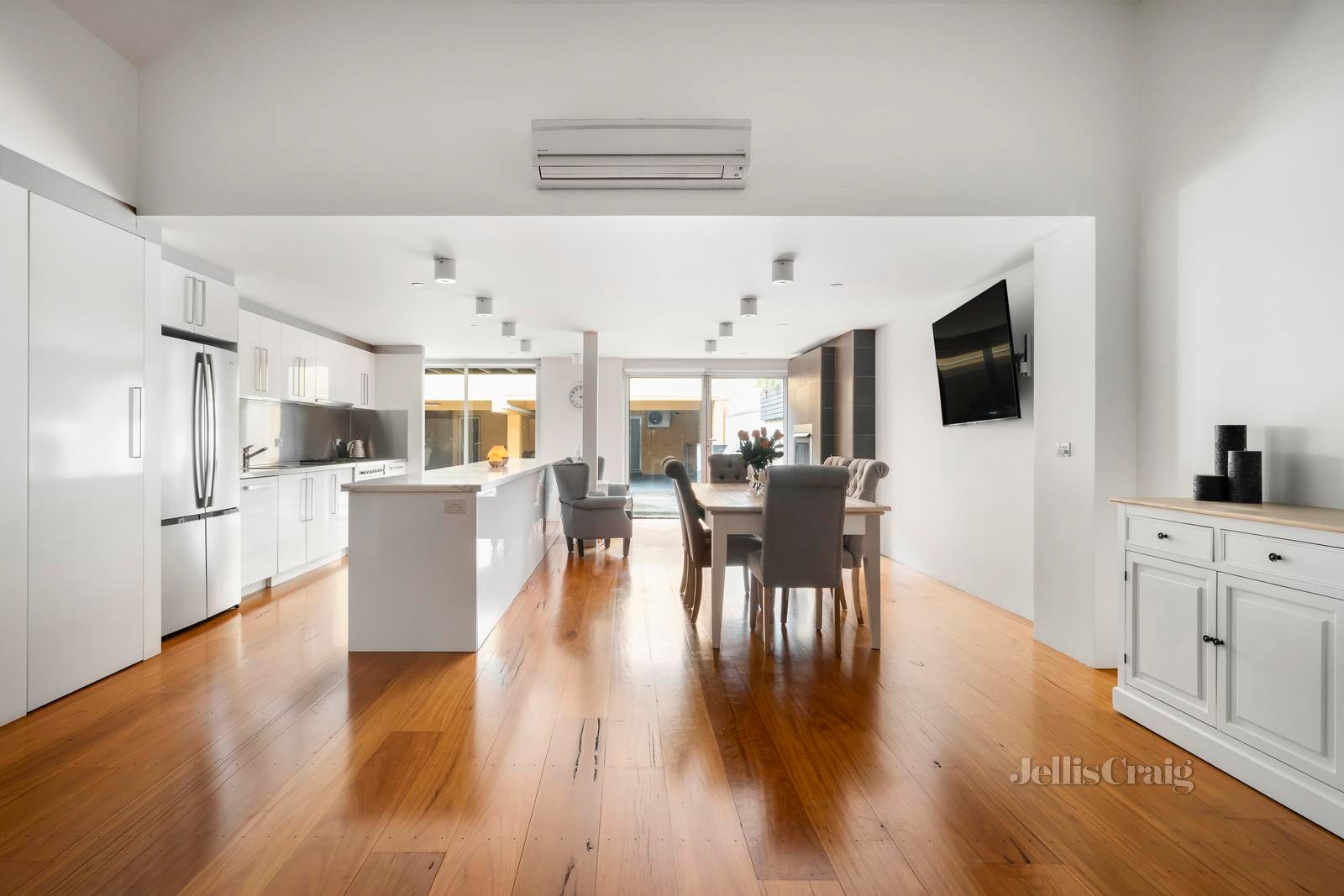 3/190 Graham Street, Port Melbourne image 5