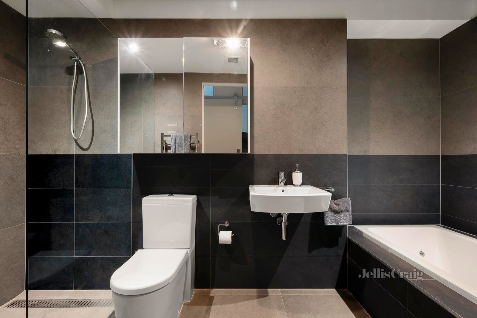 3/190 Graham Street, Port Melbourne image 15