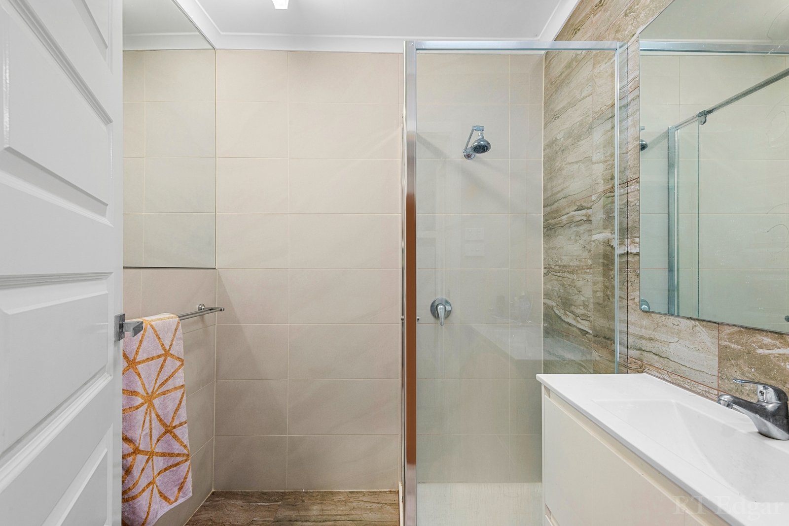 Property Gallery Thumbnail 4