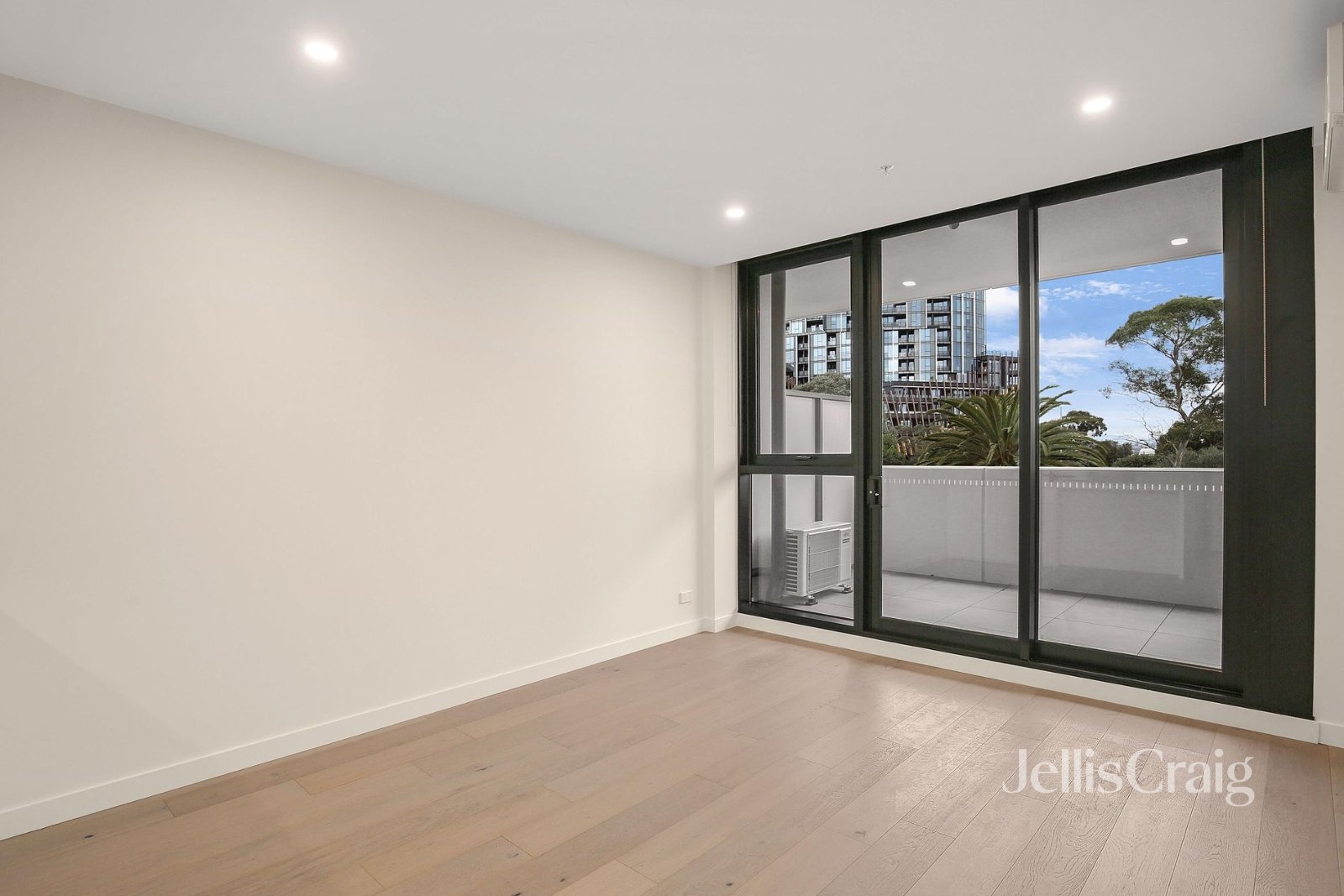 319/45 Linden Avenue, Ivanhoe image 7