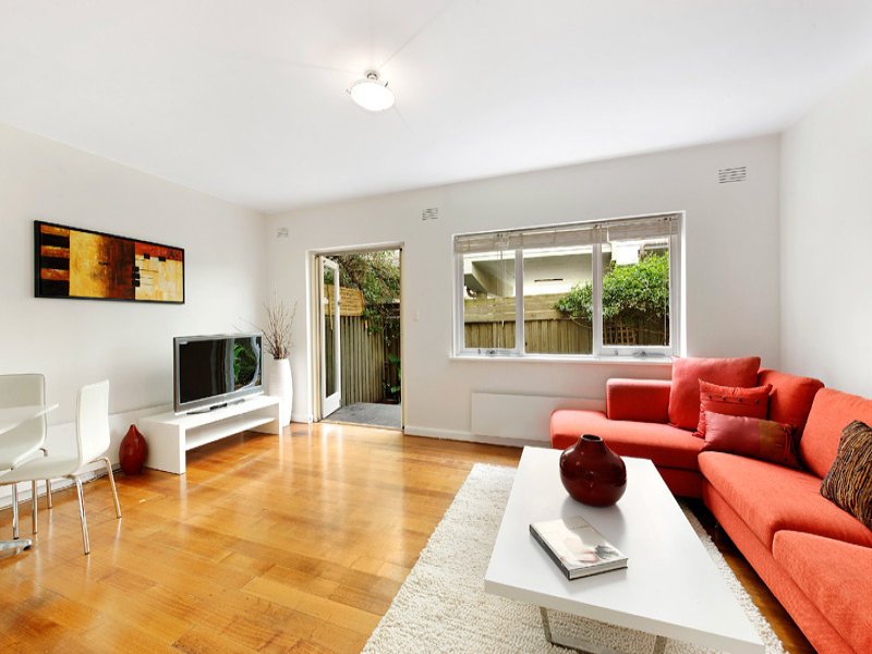 3/195 Brighton Road, Elwood image 1