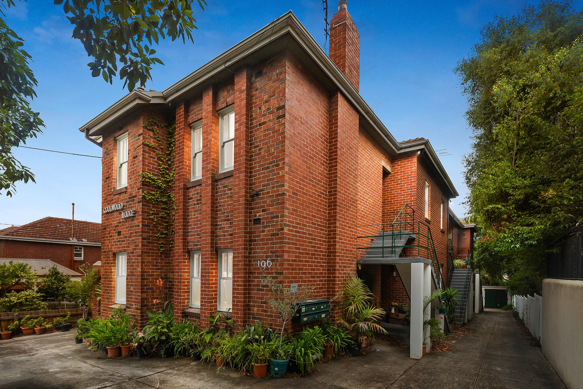 Property Gallery - Main Image