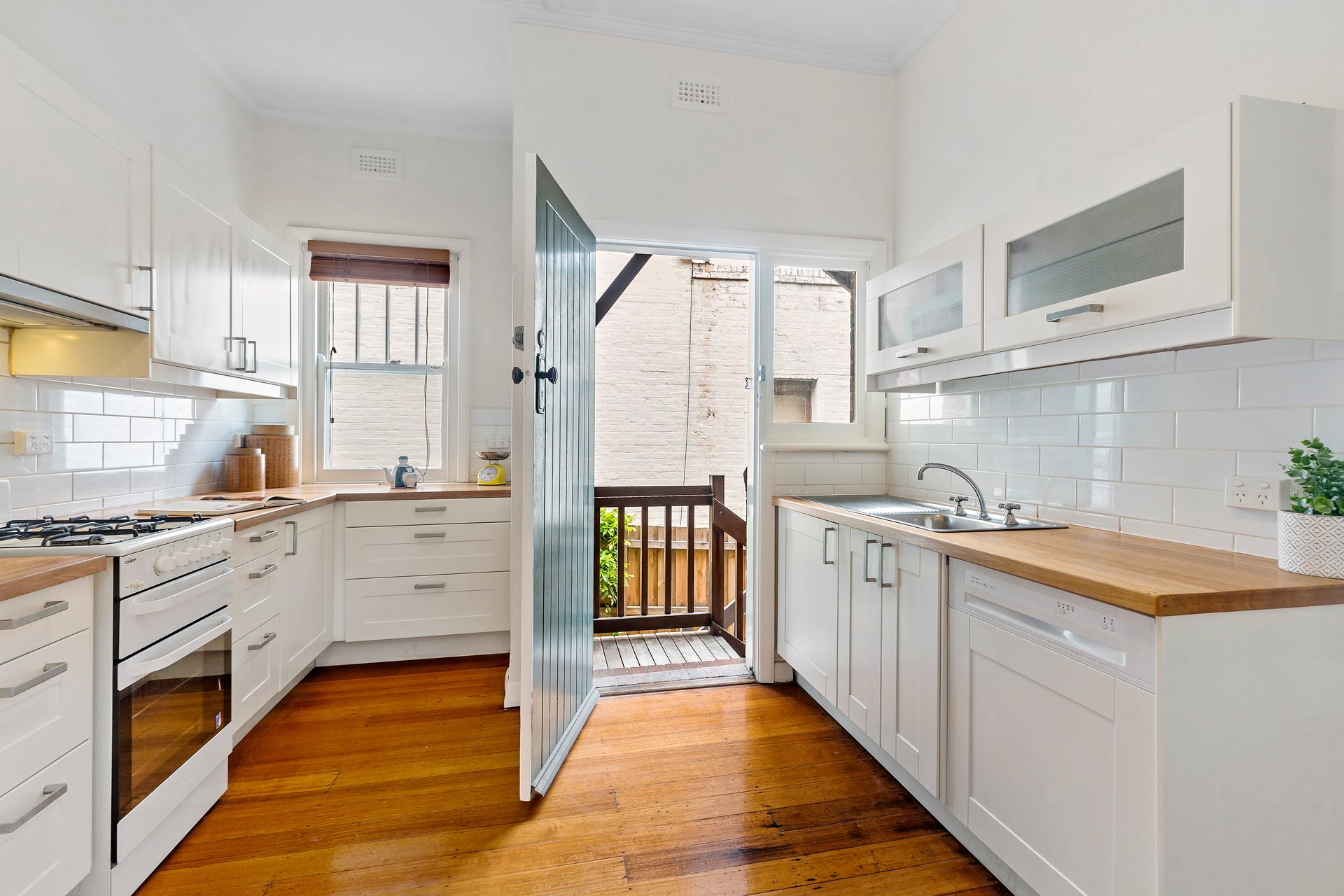 Property Gallery Thumbnail 5