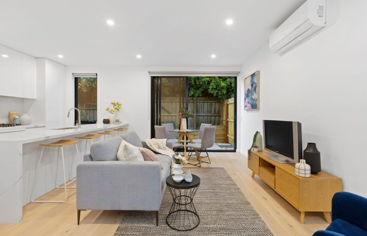 3/199a Charman Road, Cheltenham image 2