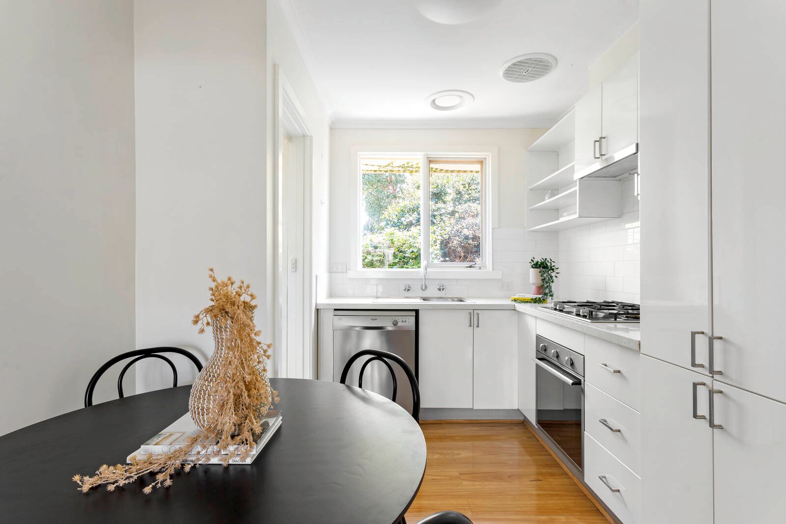 Property Gallery Thumbnail 5