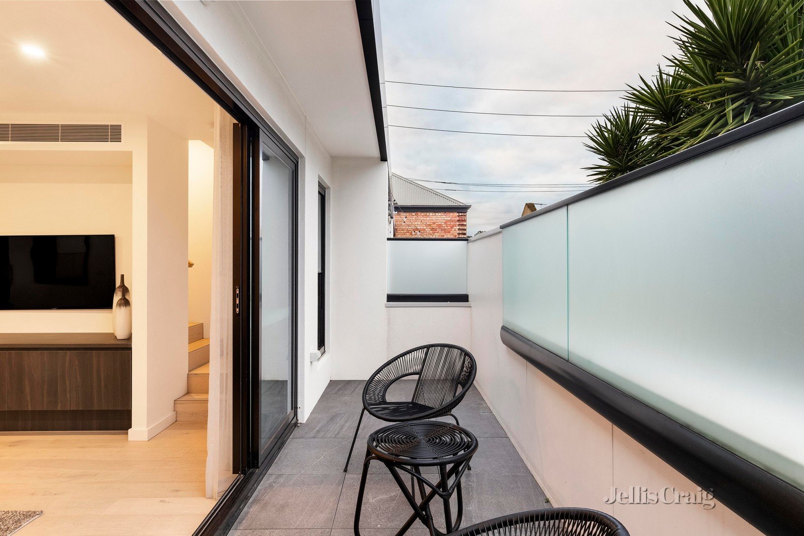 3/1a Glasshouse St, Richmond image 5