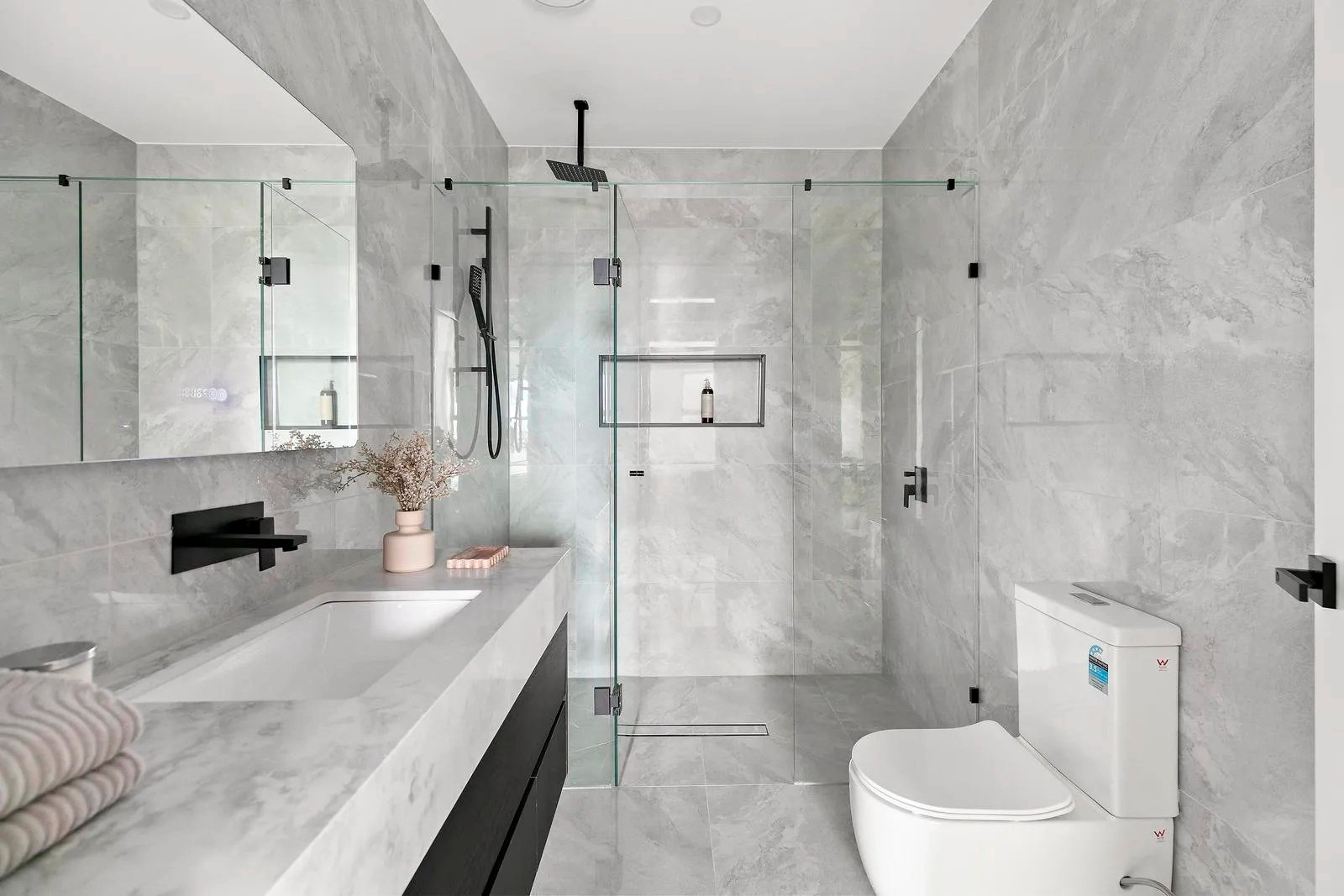 31A Graves Street, Essendon image 13