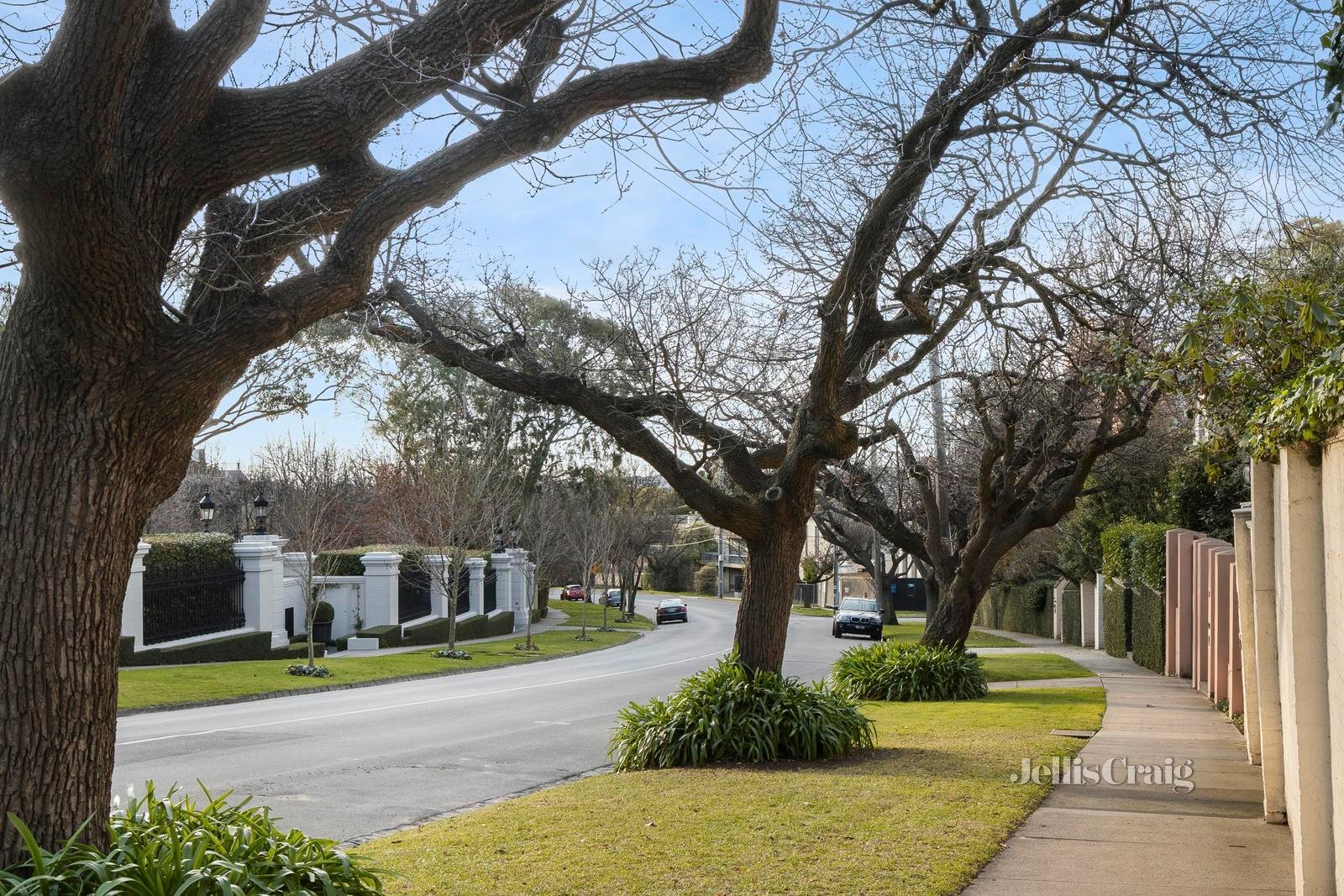 32-32A St Georges Road, Toorak image 9