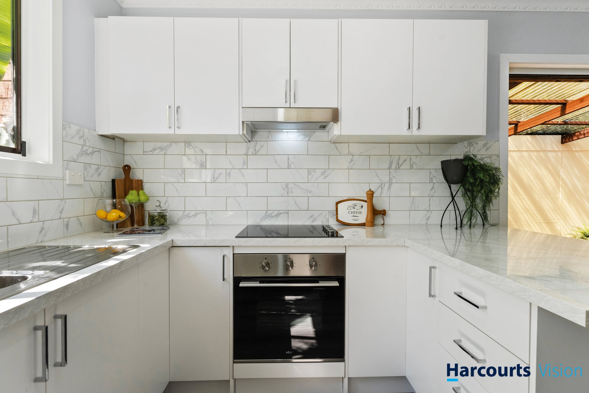 3/2-4 Carmyle Court, Avondale&nbsp;Heights image 3