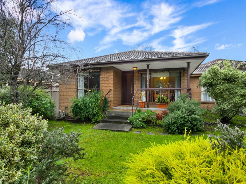 3/2-4 Eastfield Road, Ringwood East image 1