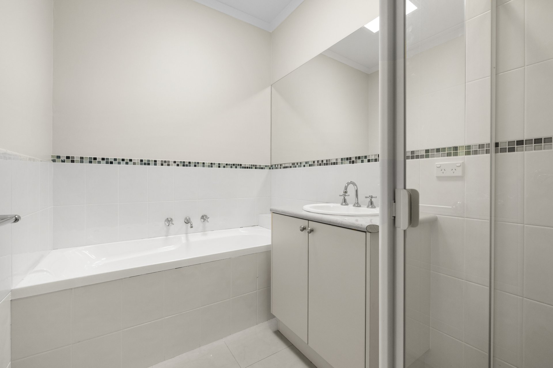 3/2-4 Flora Grove, Forest&nbsp;Hill image 5