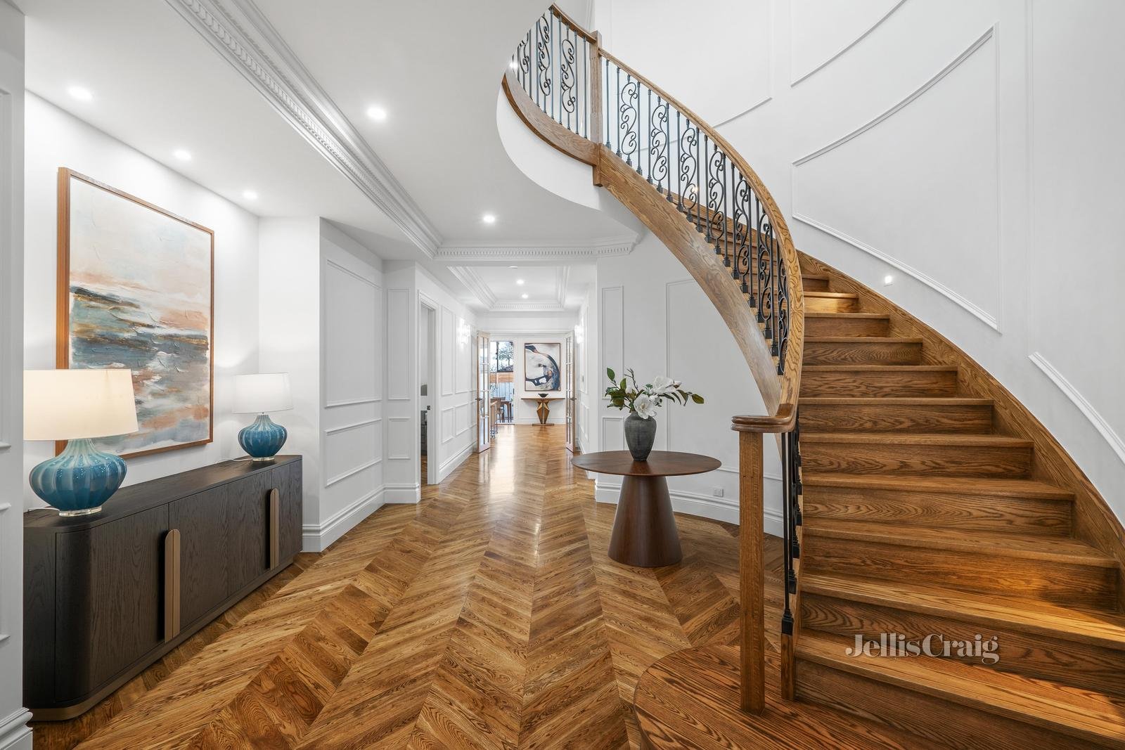 32 Albert Street, Mount Waverley image 3