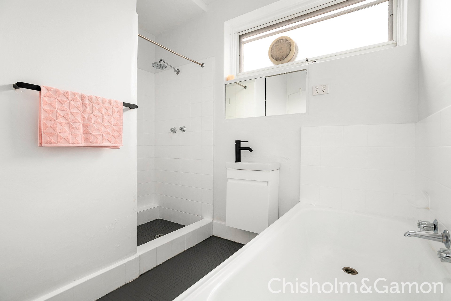 3/2 Alfriston Street, Elwood image 7