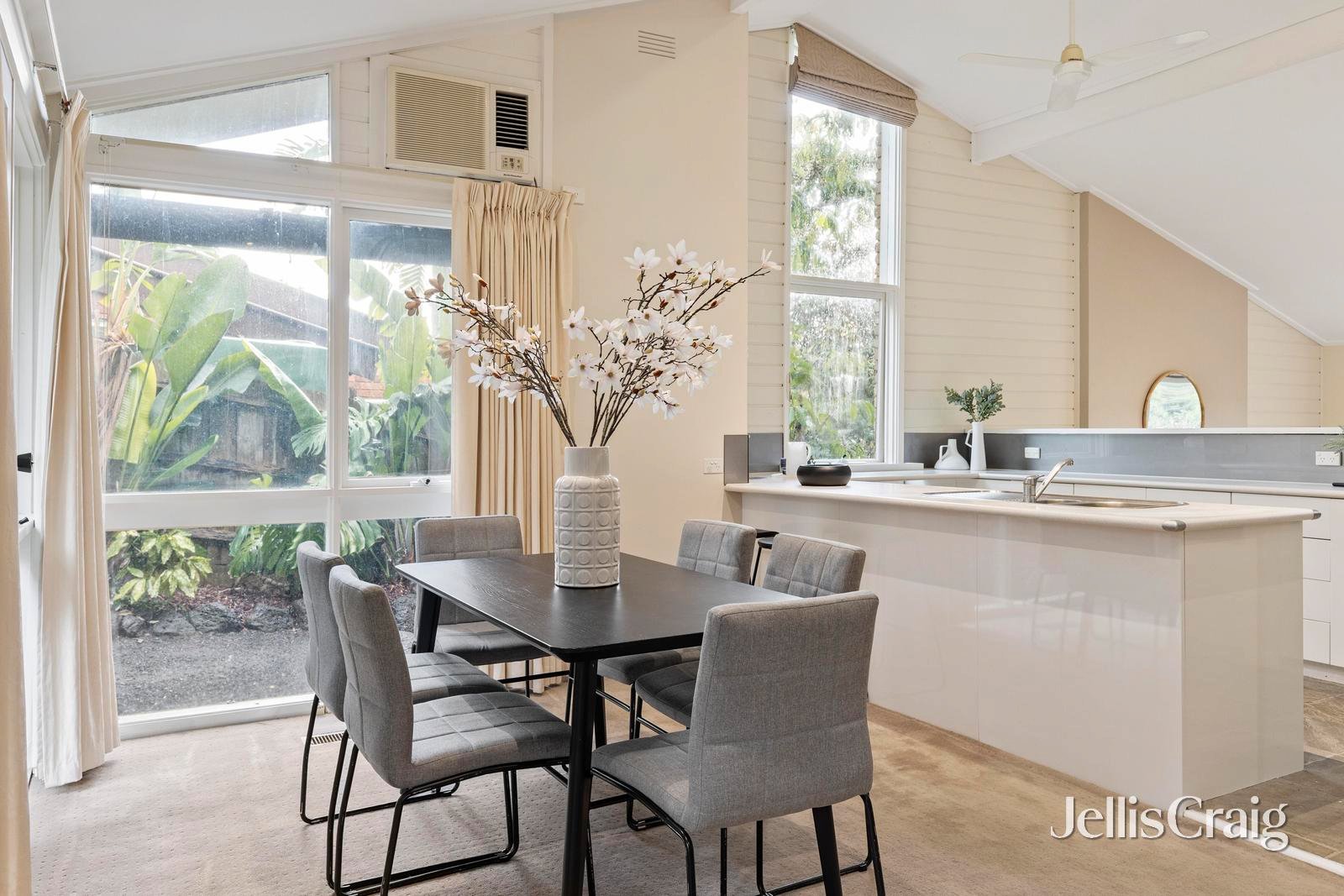 32 Andrew Crescent, Croydon&nbsp;South image 2