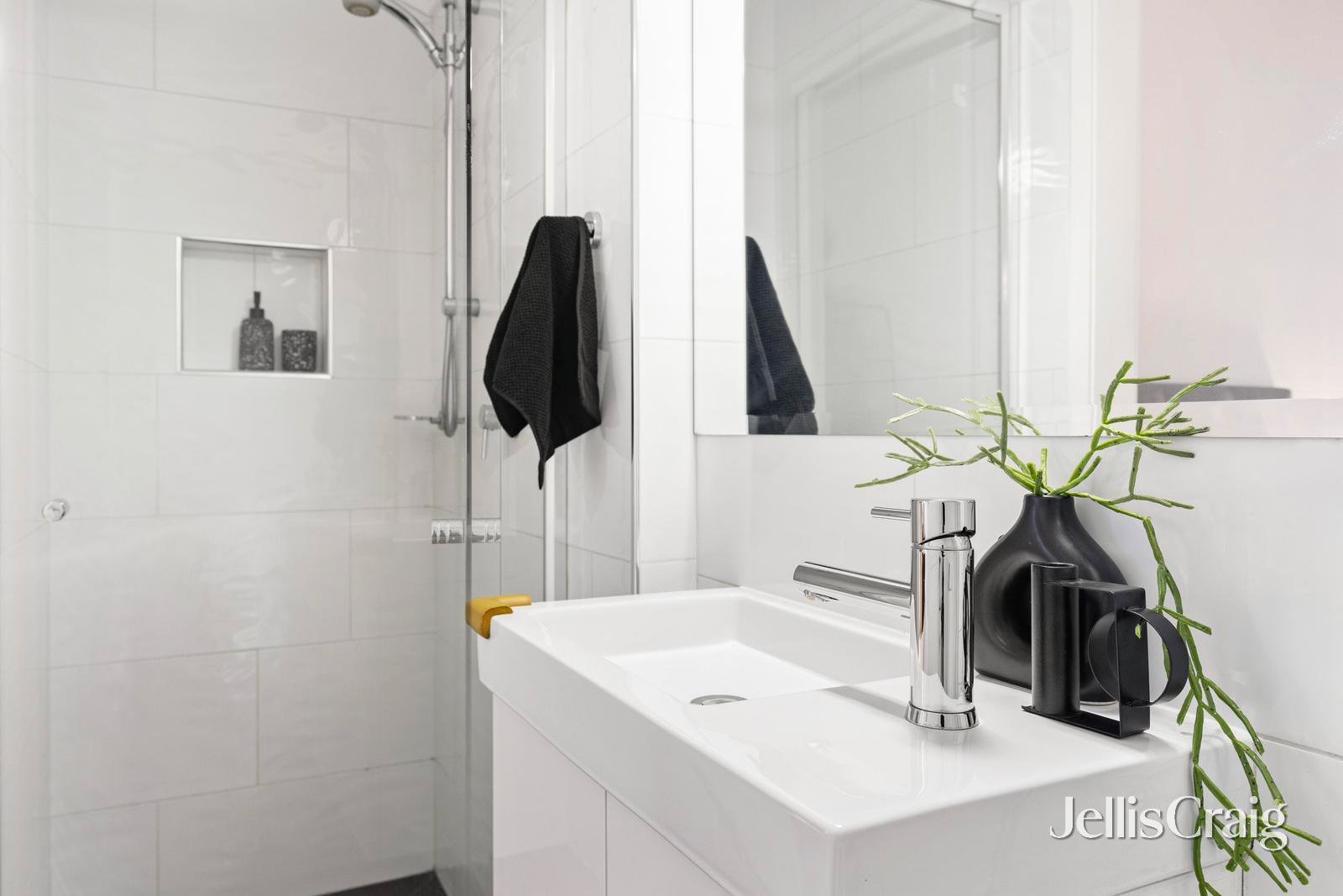 32 Andrew Crescent, Croydon&nbsp;South image 7