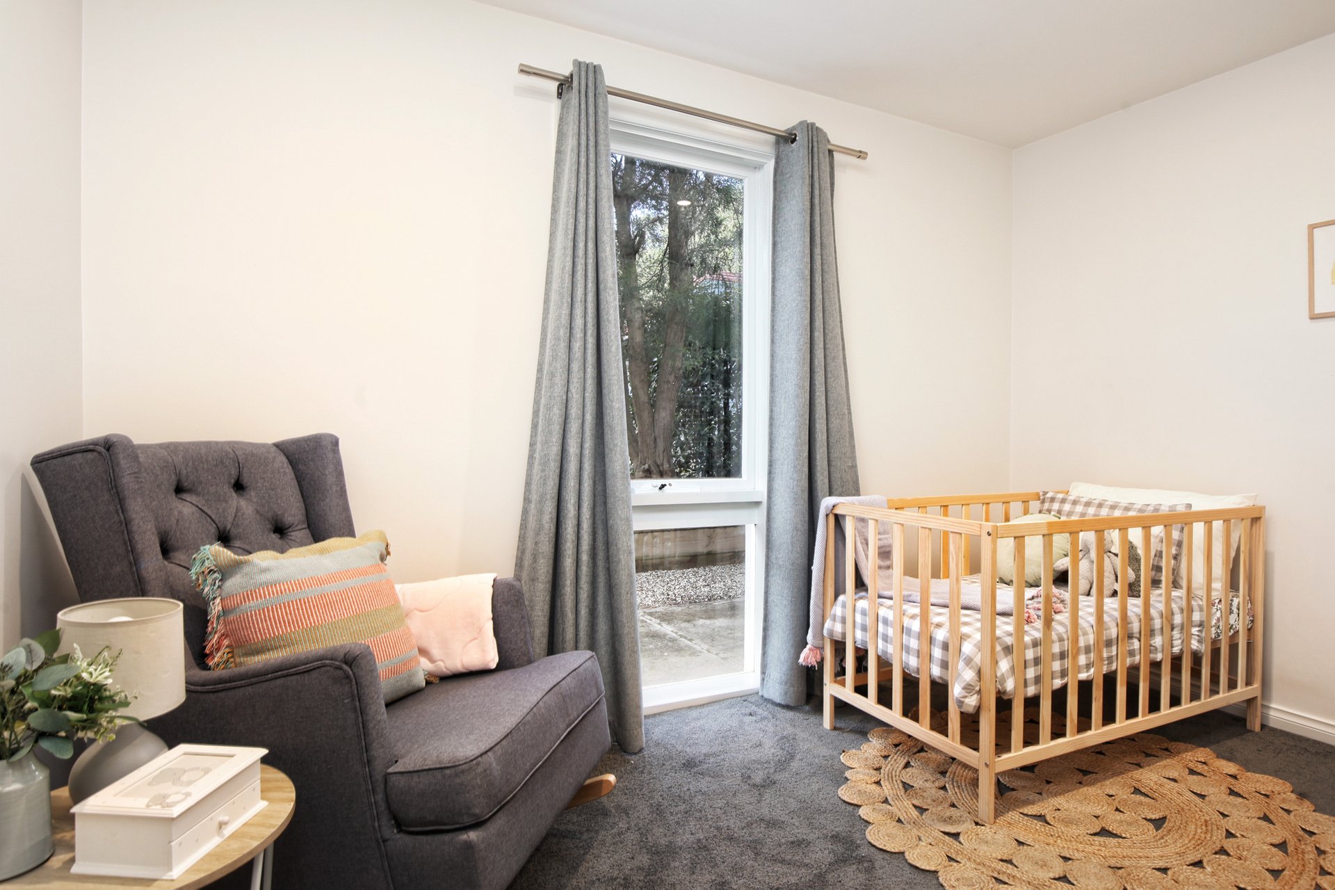 Property Gallery Thumbnail 16