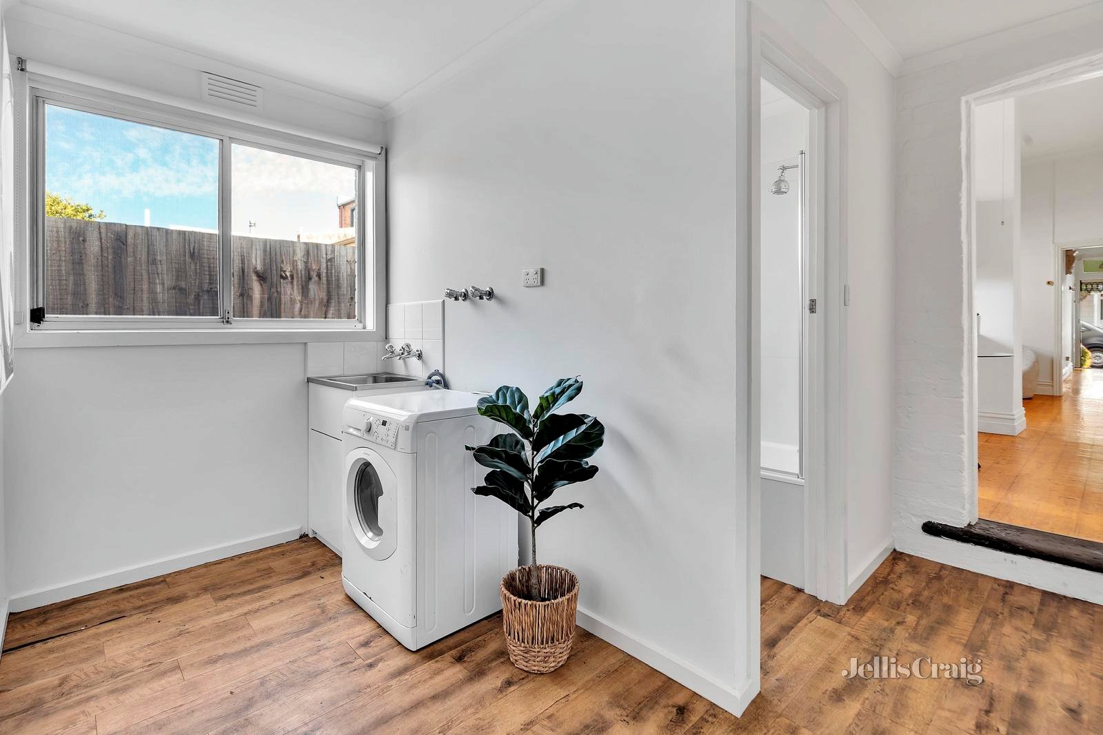 32 Ashmore Street, Brunswick image 7