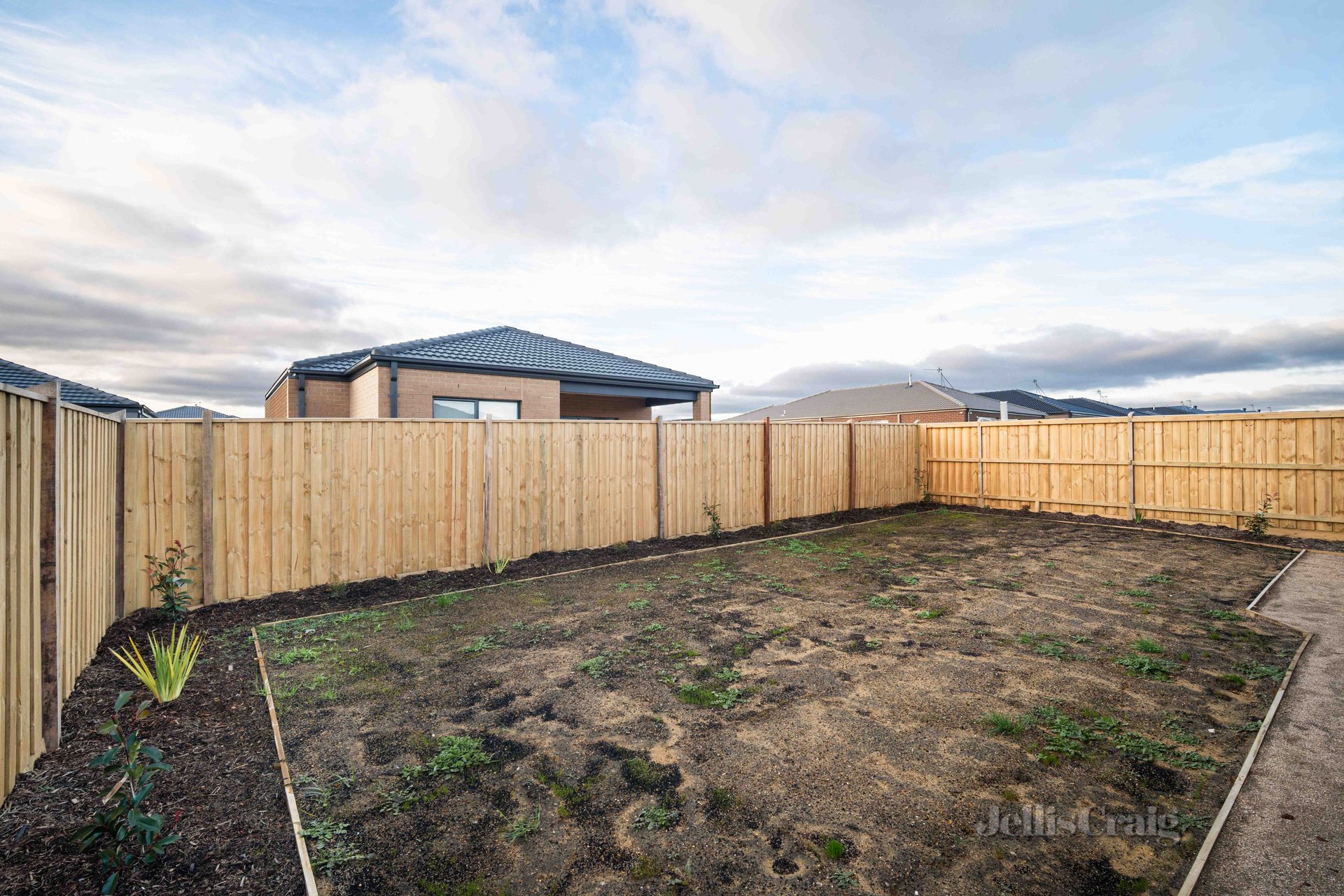 32 Aspen Street, Winter Valley image 8