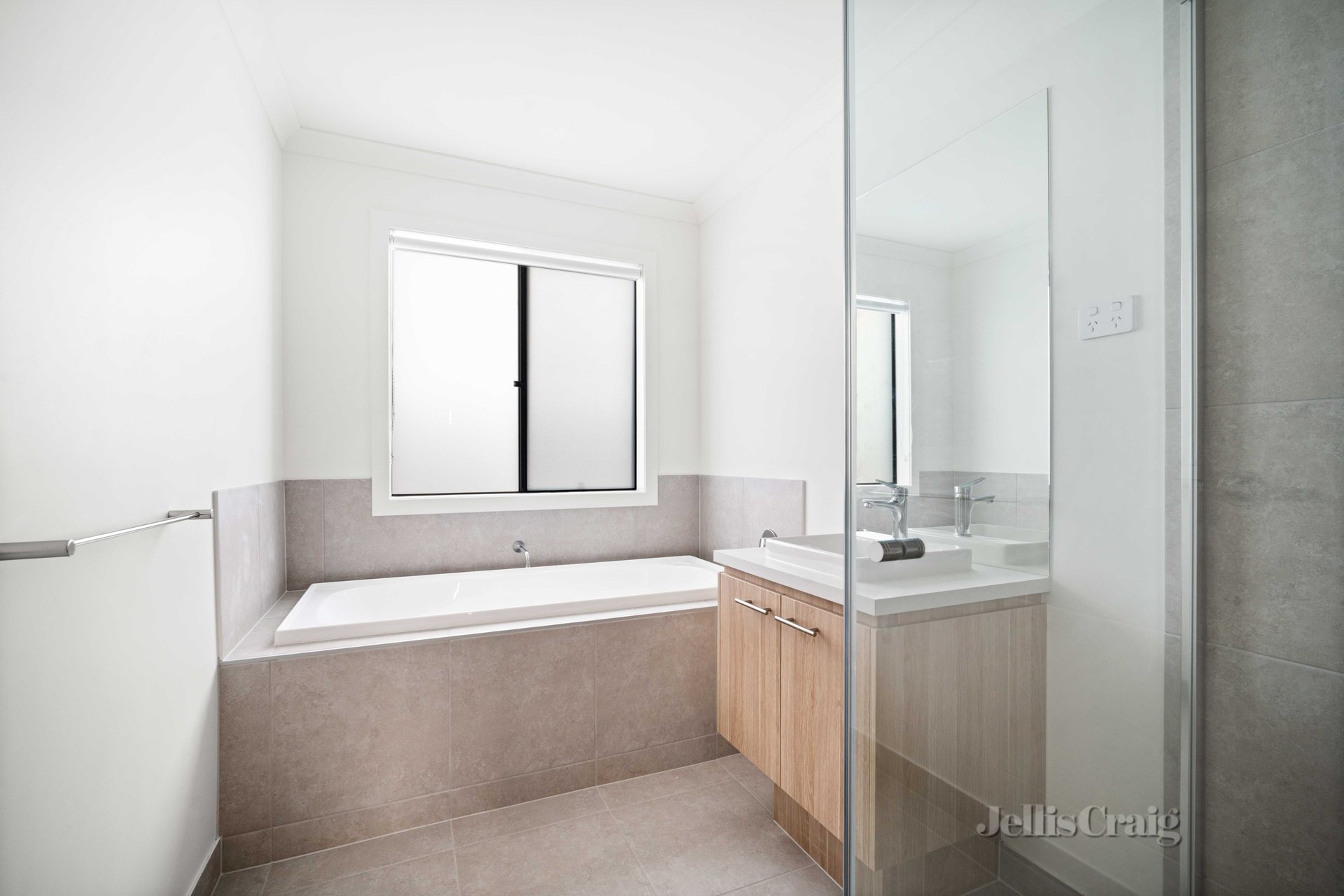 32 Aspen Street, Winter Valley image 6