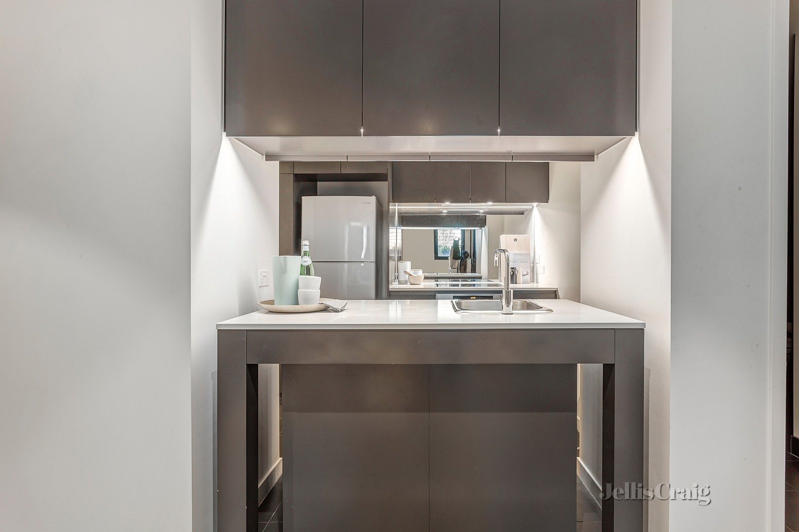 3/2 Barnet Way, Richmond image 7
