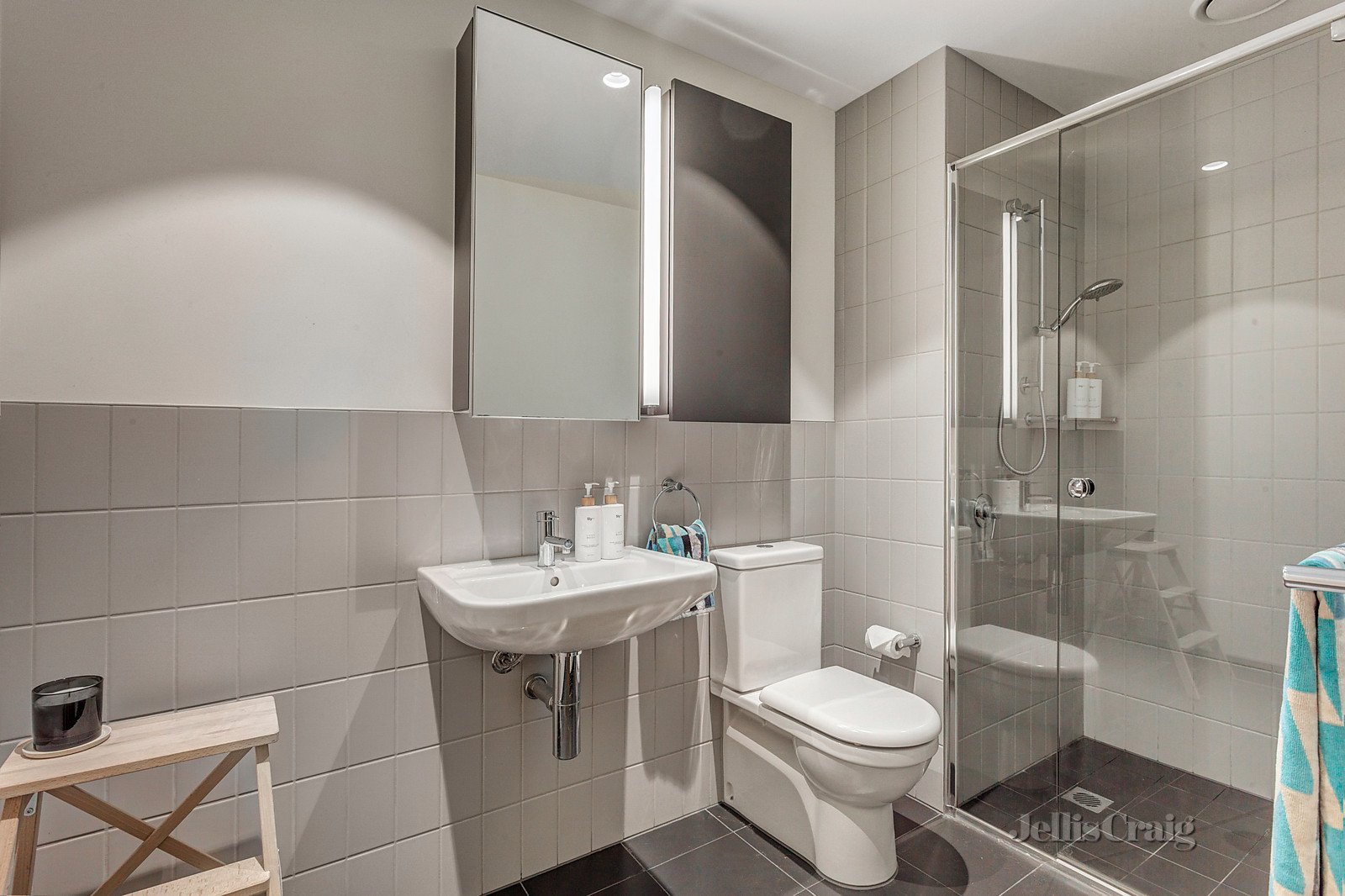 3/2 Barnet Way, Richmond image 8