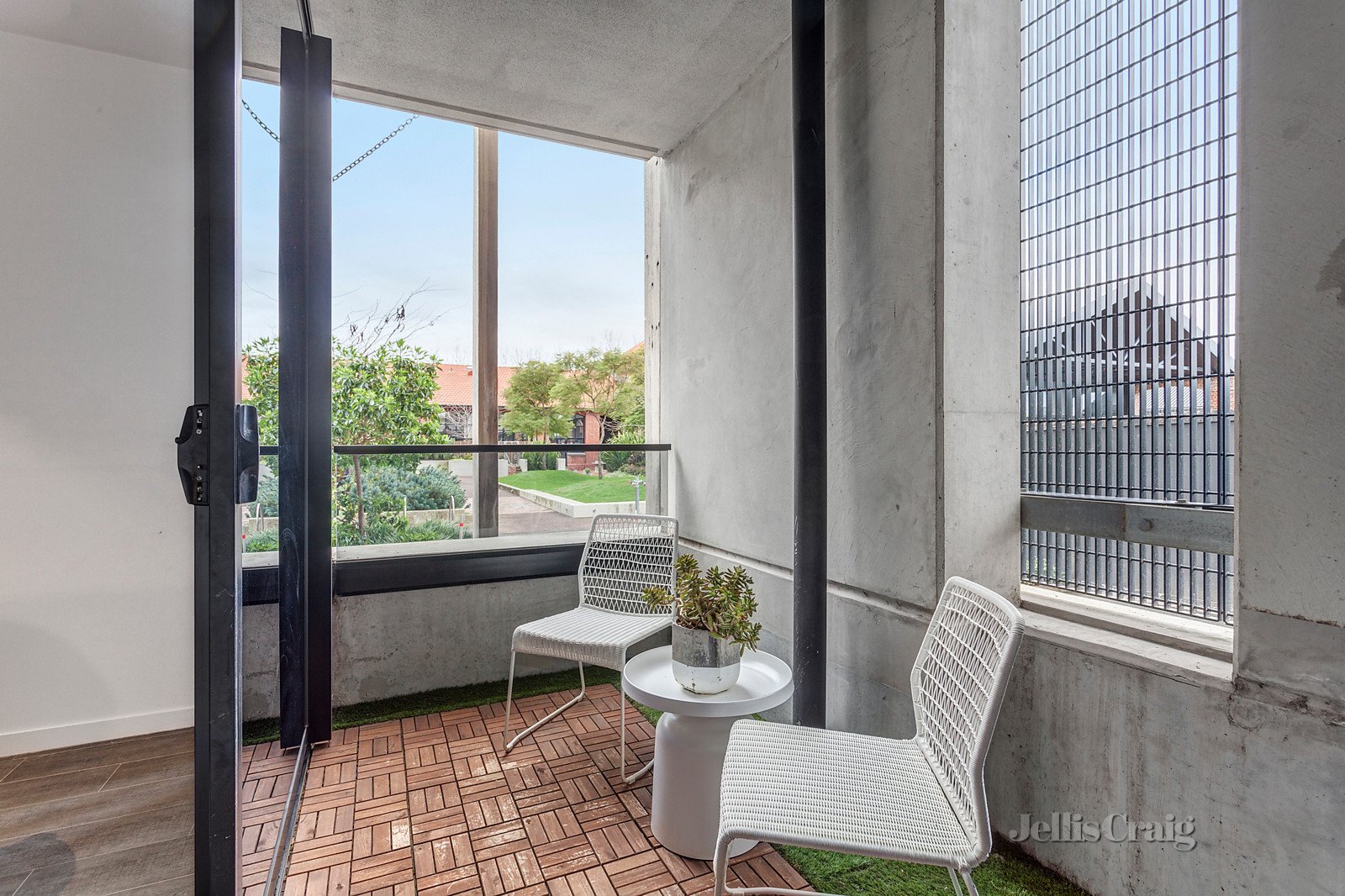 3/2 Barnet Way, Richmond image 9