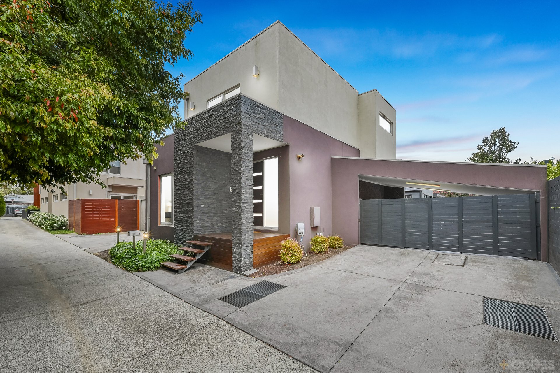 3 / 2 Bayview Road Beaumaris