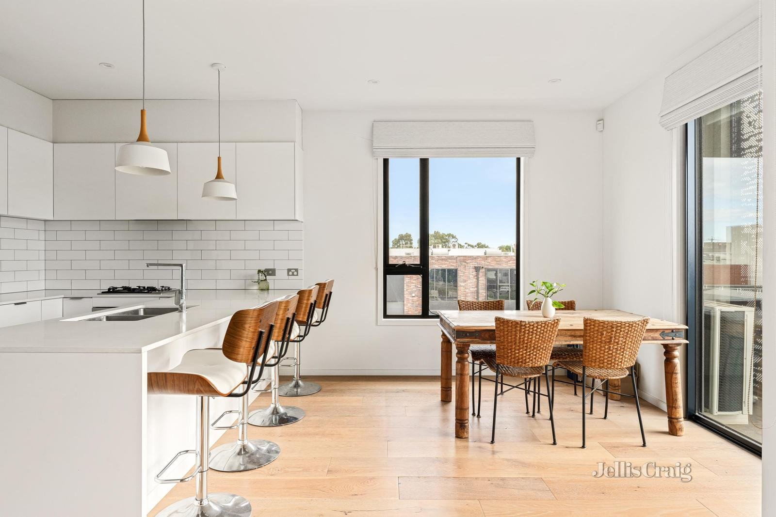 3/2 Bellevue Road, Cheltenham image 3