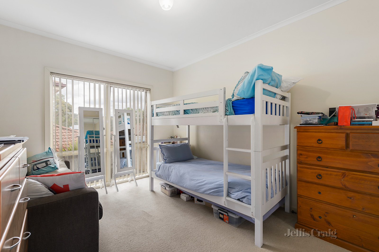 3/2 Bellevue Road, Eltham image 3