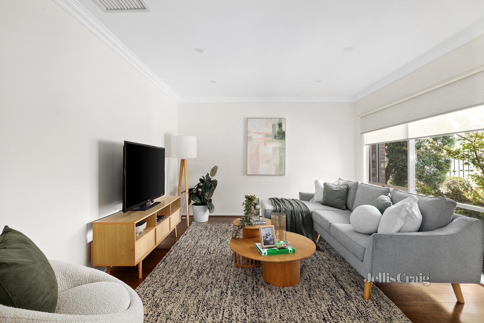 3/2 Benina Street, Bentleigh East image 2