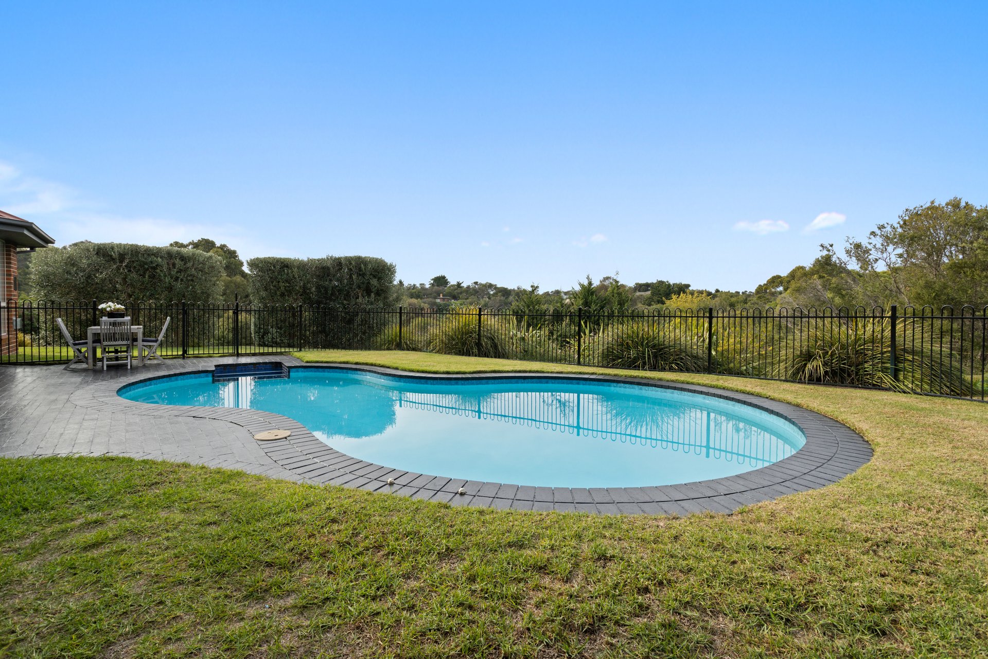 32 Bethany Close RYE
