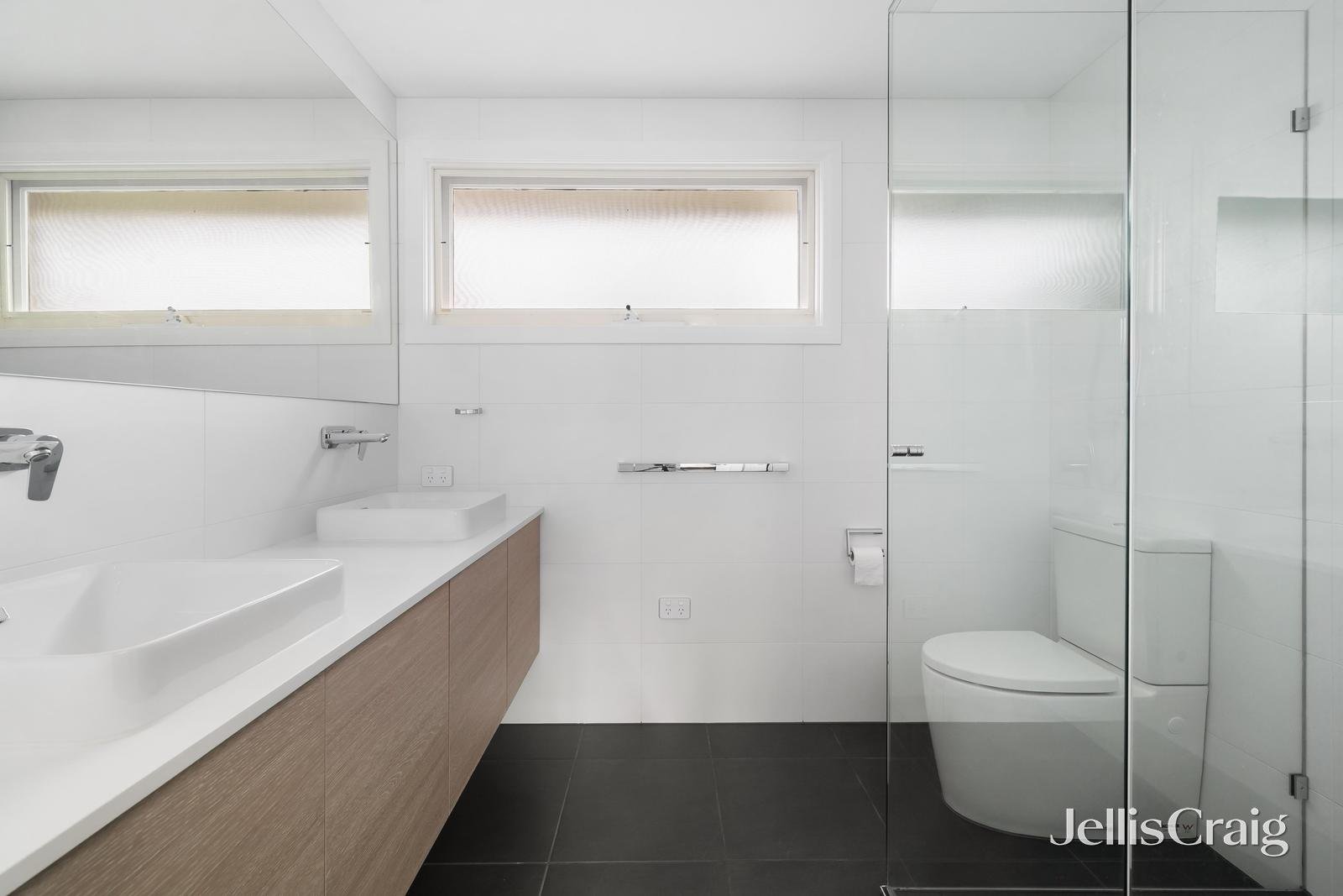 3/2 Bringa Avenue, Camberwell image 9