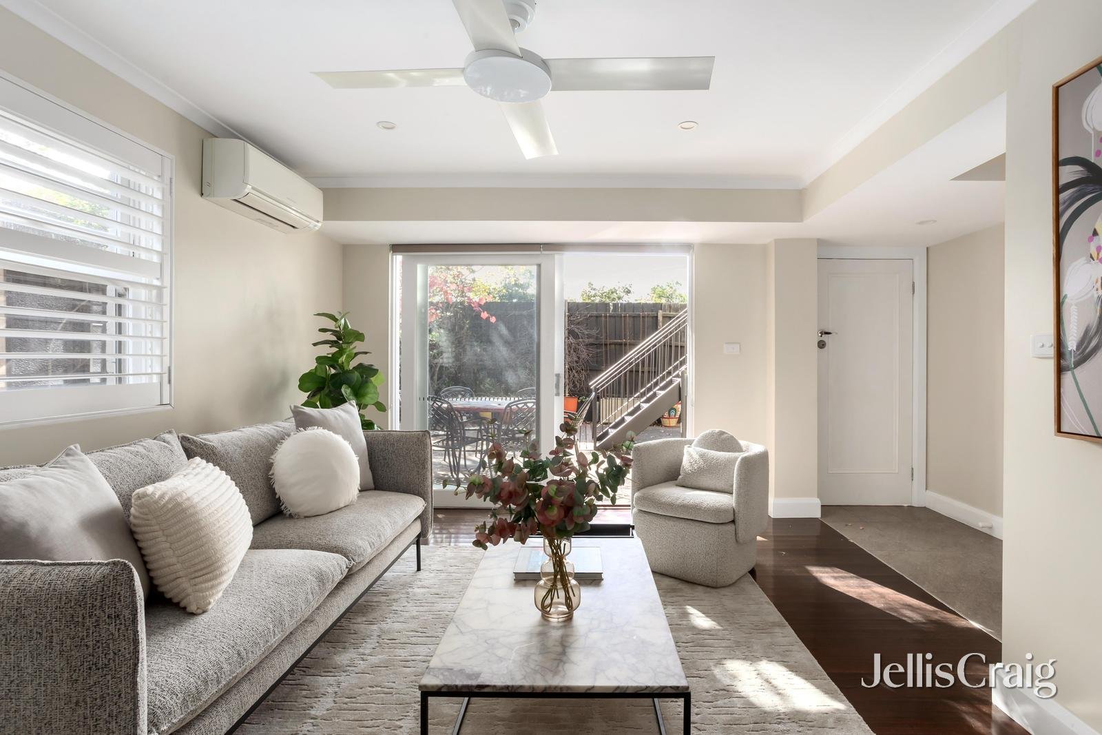 3/2 Brinsley Road, Camberwell image 2